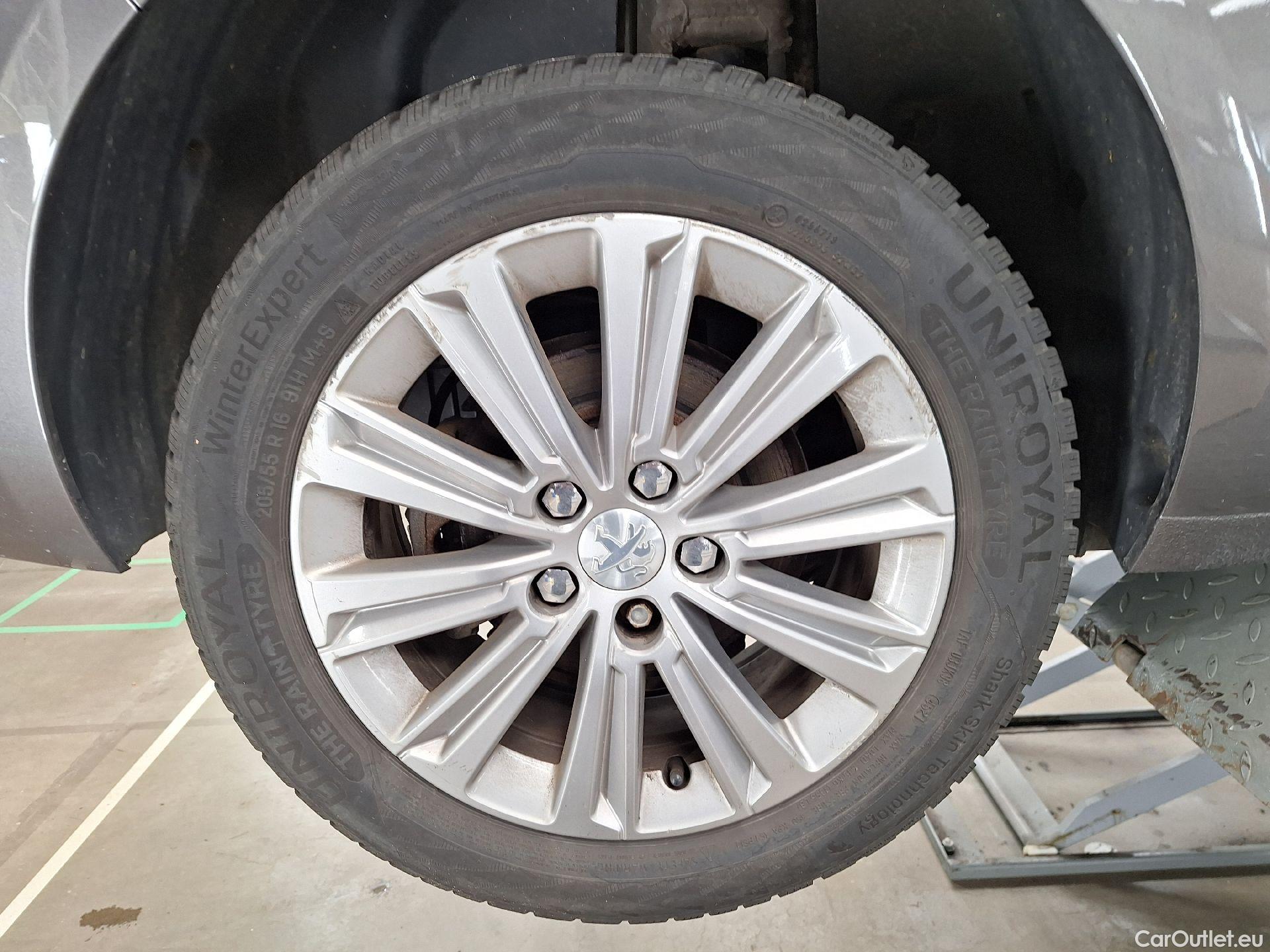  Peugeot  308 Peugeot,  SW FL'17, Peugeot  SW 1.5 BlueHDi 130 S&S EAT8 Allure 5d #23