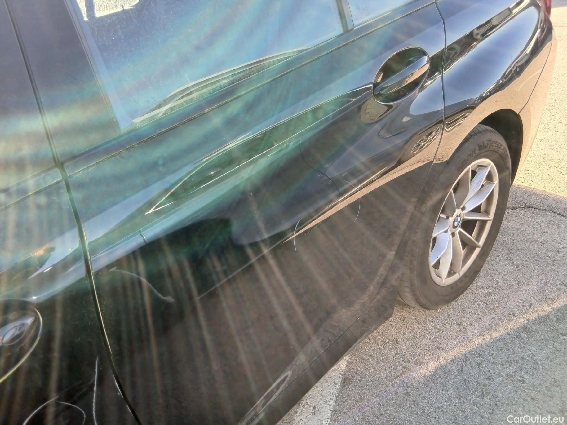  Bmw  Serie 3 BMW  / 2018 / 4P / sedán 318d Auto. #11