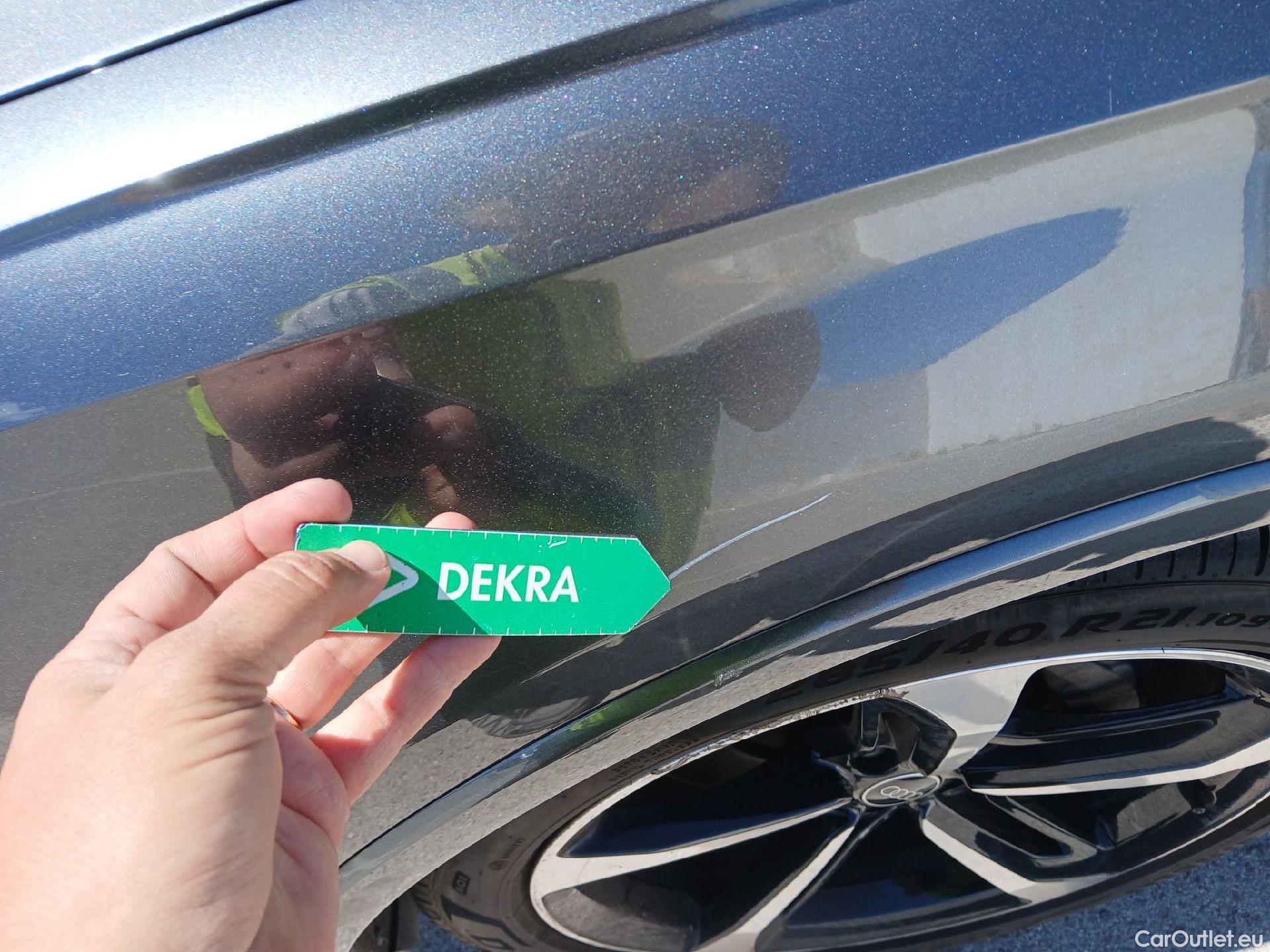  Audi  Q7 AUDI  / 2019 / 5P / todoterreno Black line 55 TFSIe 280kW(381CV) qua tip #22