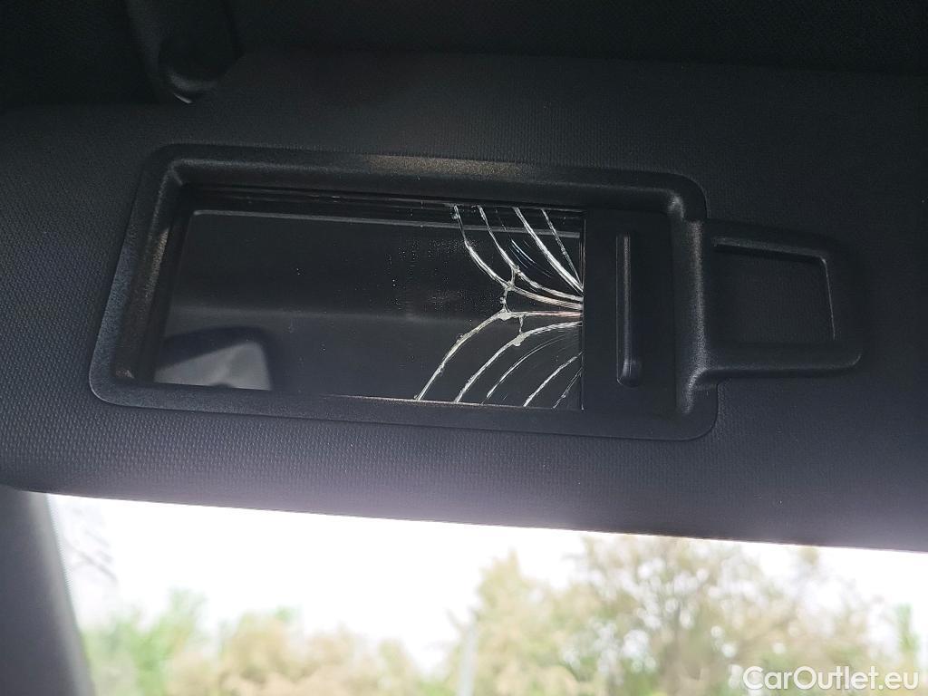  Audi  Q5 AUDI  / 2020 / 5P / todoterreno Genuine 40 TDI 150kW quattro-ultra #1