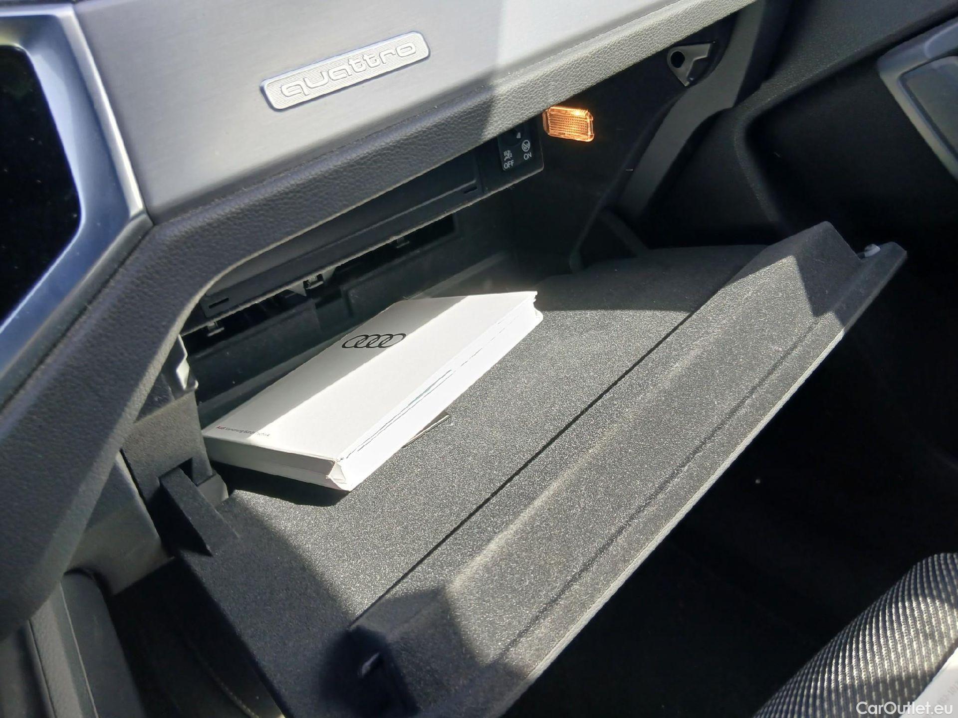  Audi  Q3 AUDI  Sportback / 2019 / 5P / todoterreno 40 TFSI quattro S line #2