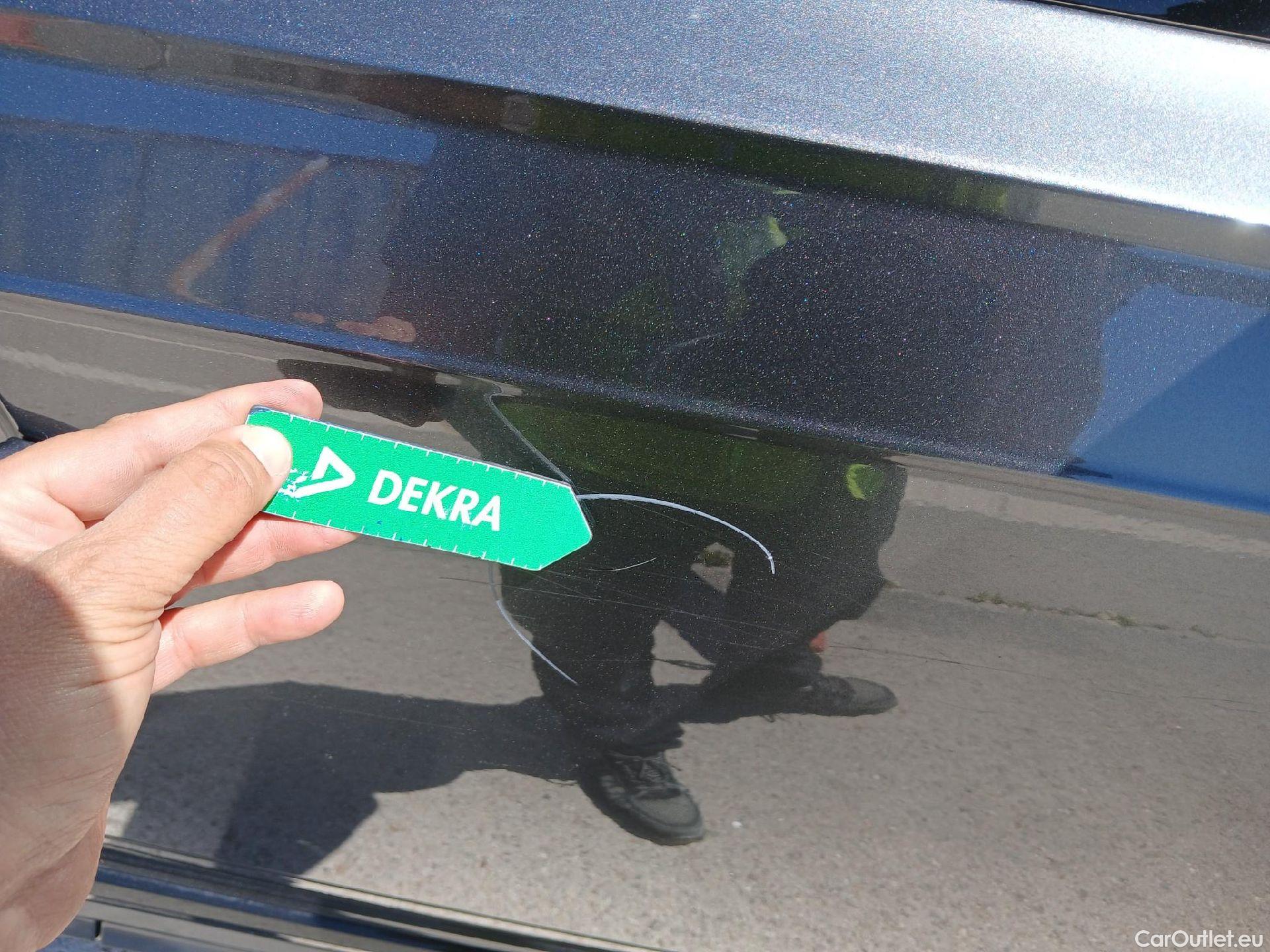  Audi  Q7 AUDI  / 2019 / 5P / todoterreno Black line 55 TFSIe 280kW(381CV) qua tip #51