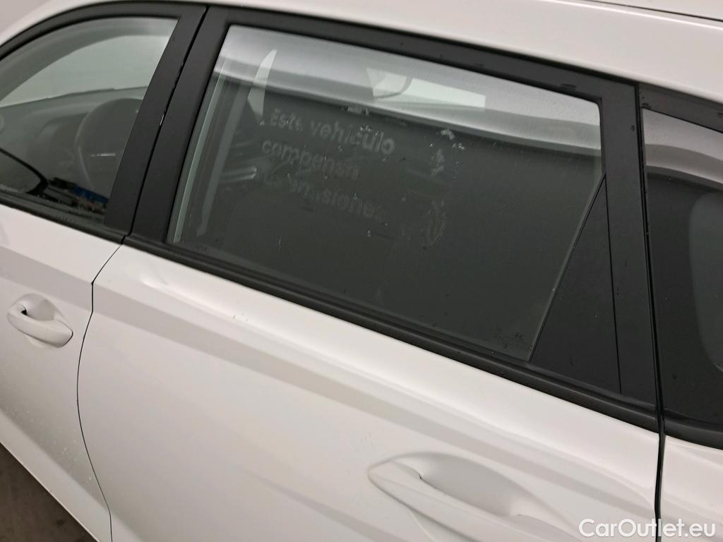  Hyundai  i20 HYUNDAI  / 2020 / 5P / berlina con portón 1.0 TGDI 74kW (100CV) 48V Essence #8