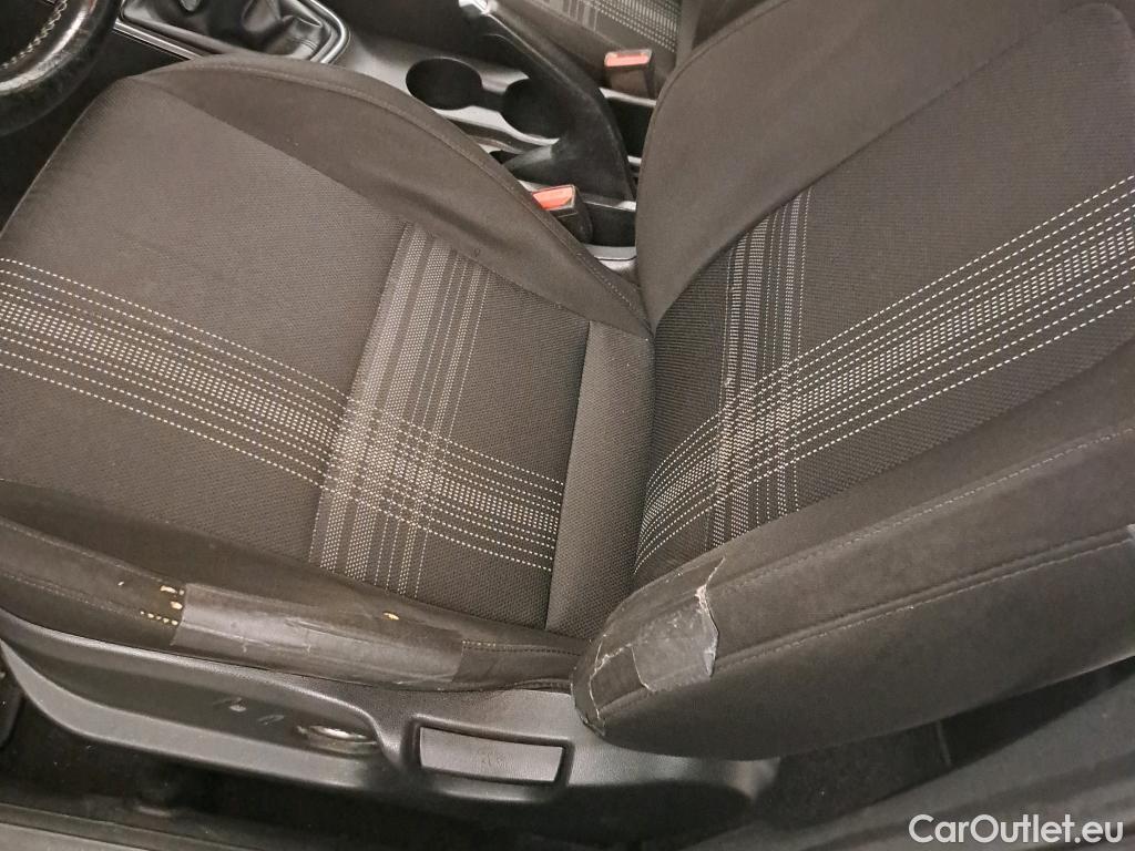  Hyundai  i20 HYUNDAI  / 2020 / 5P / berlina con portón 1.0 TGDI 74kW (100CV) 48V Essence #3