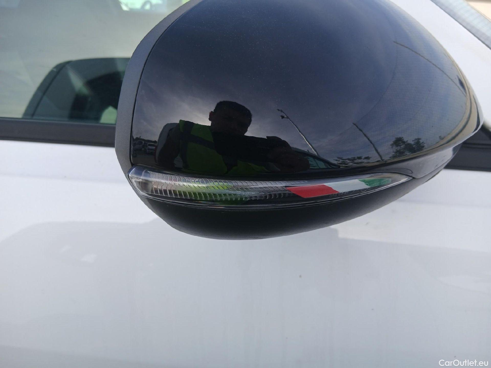  Alfa Romeo  TONALE Alfa Romeo  / 2022 / 5P / todoterreno 1.5 MHEV GASOLINA 130 CV SPRINT FWD #16