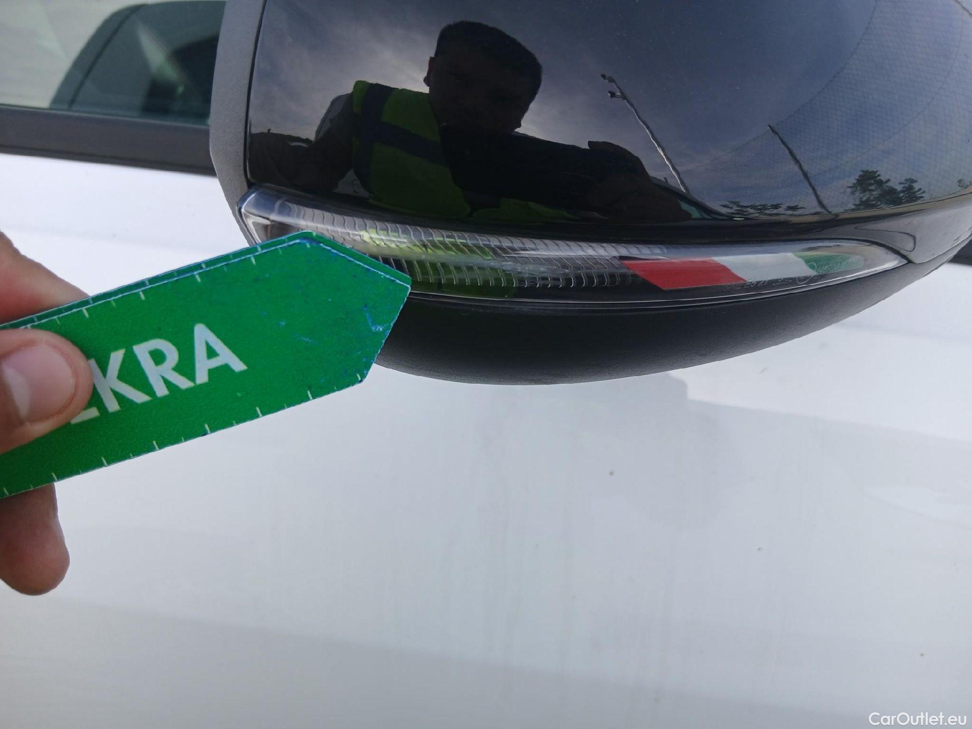  Alfa Romeo  TONALE Alfa Romeo  / 2022 / 5P / todoterreno 1.5 MHEV GASOLINA 130 CV SPRINT FWD #15