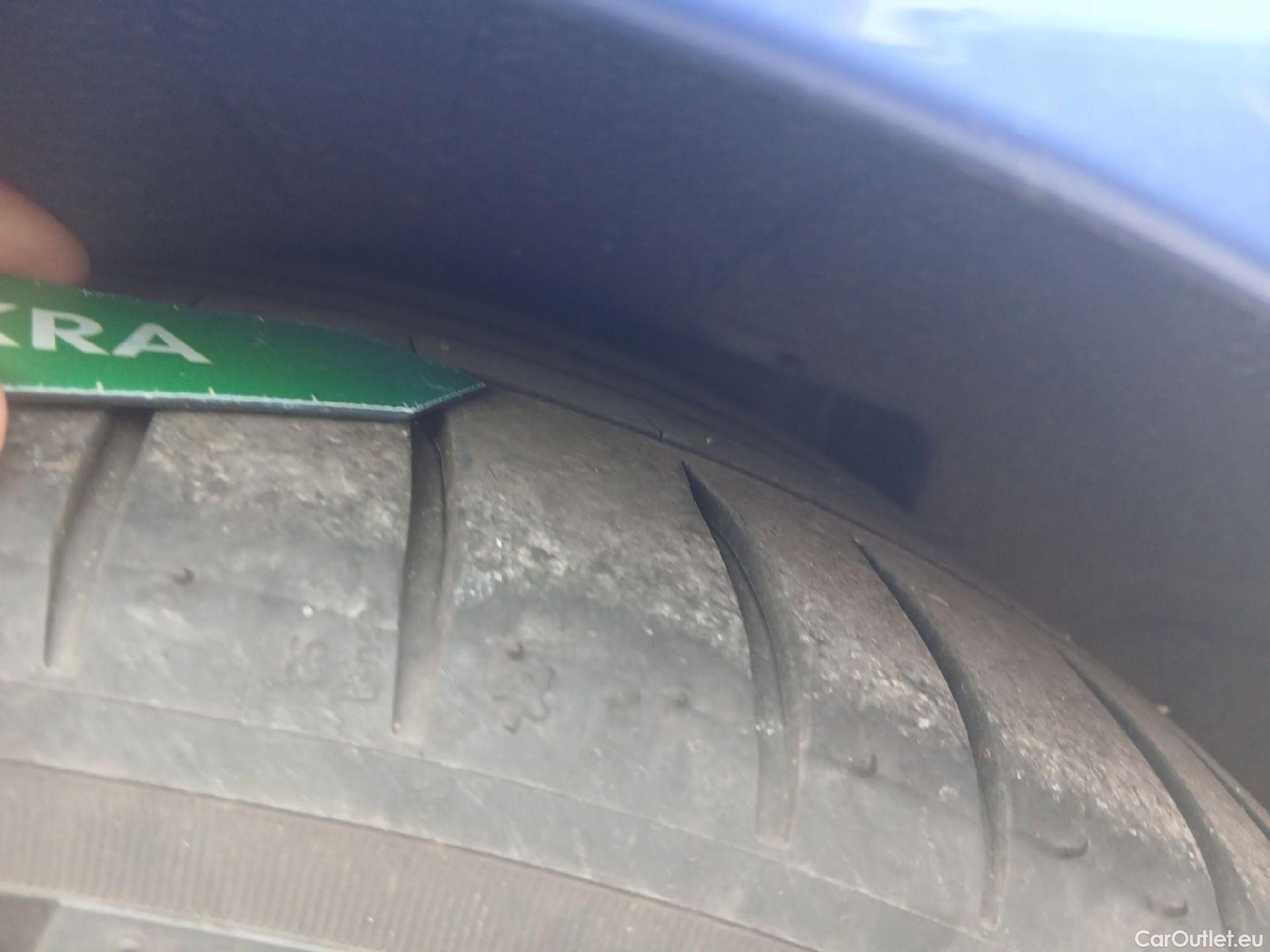  Bmw  Serie 4 BMW  / 2020 / 2P / coupé 420d #2