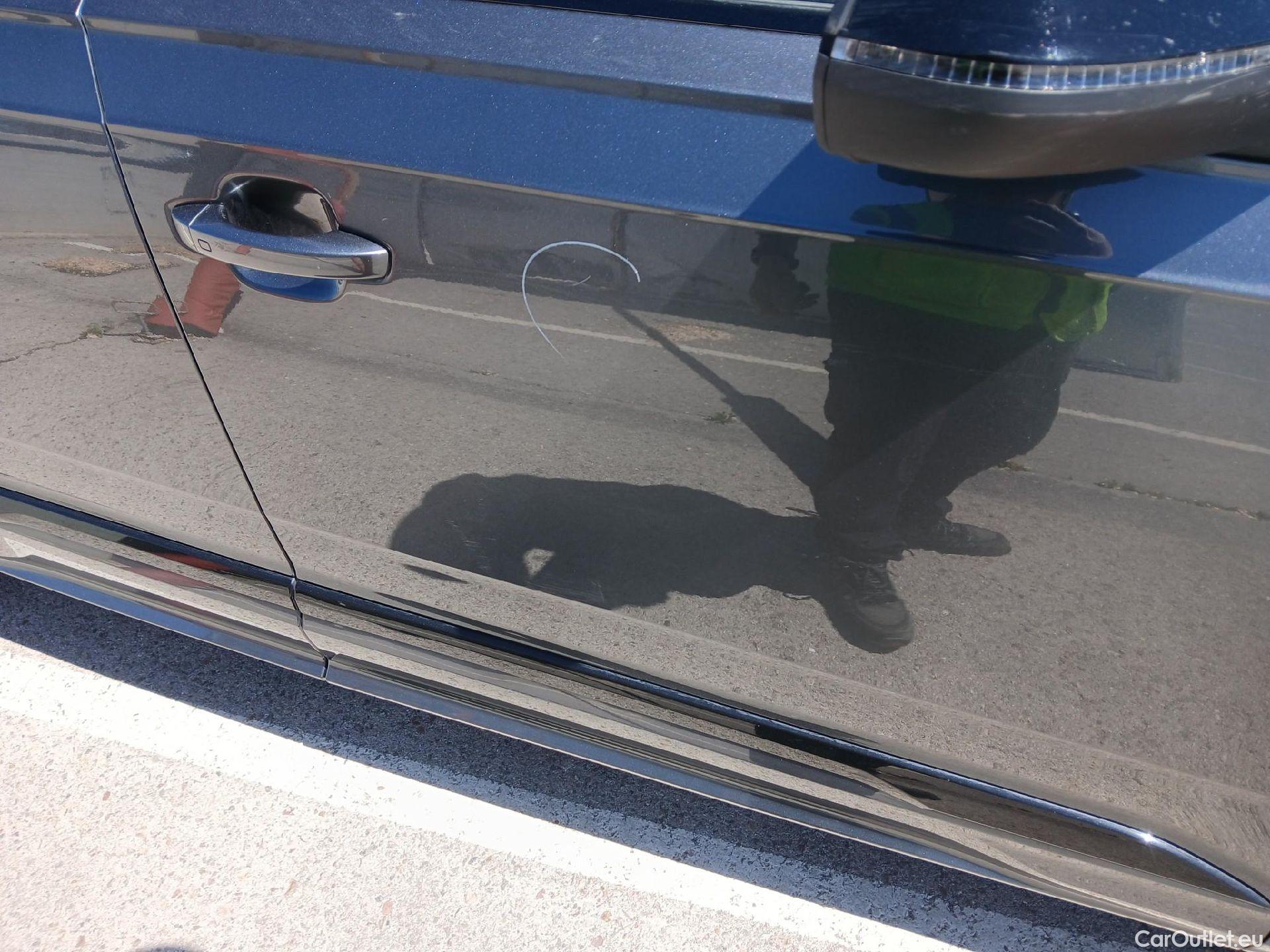  Audi  Q7 AUDI  / 2019 / 5P / todoterreno Black line 55 TFSIe 280kW(381CV) qua tip #52