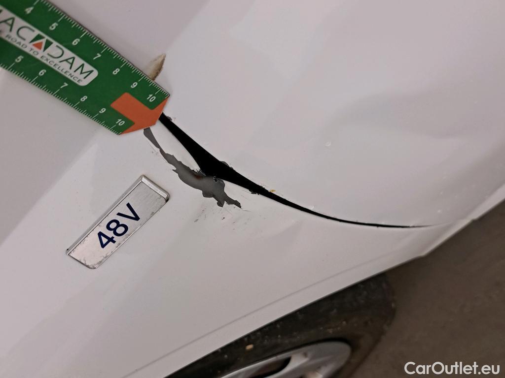  Hyundai  i20 HYUNDAI  / 2020 / 5P / berlina con portón 1.0 TGDI 74kW (100CV) 48V Essence #5