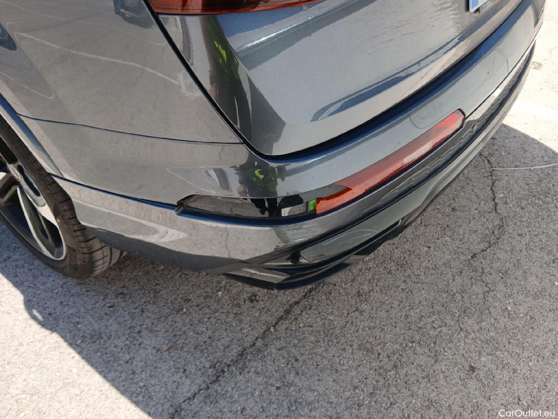  Audi  Q7 AUDI  / 2019 / 5P / todoterreno Black line 55 TFSIe 280kW(381CV) qua tip #36