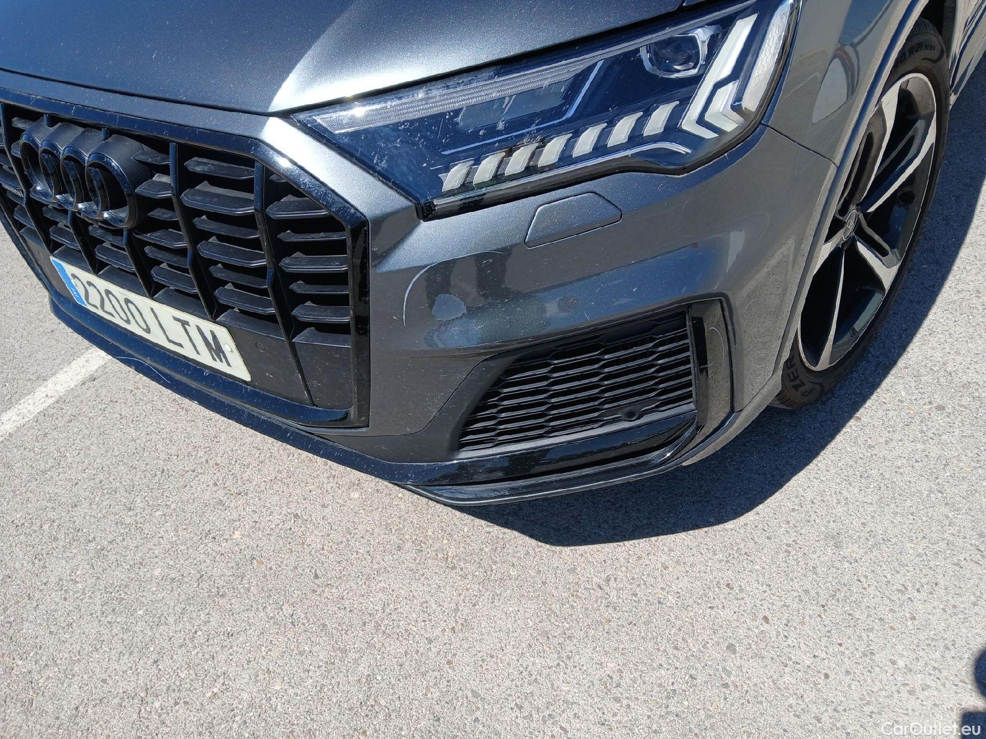  Audi  Q7 AUDI  / 2019 / 5P / todoterreno Black line 55 TFSIe 280kW(381CV) qua tip #17