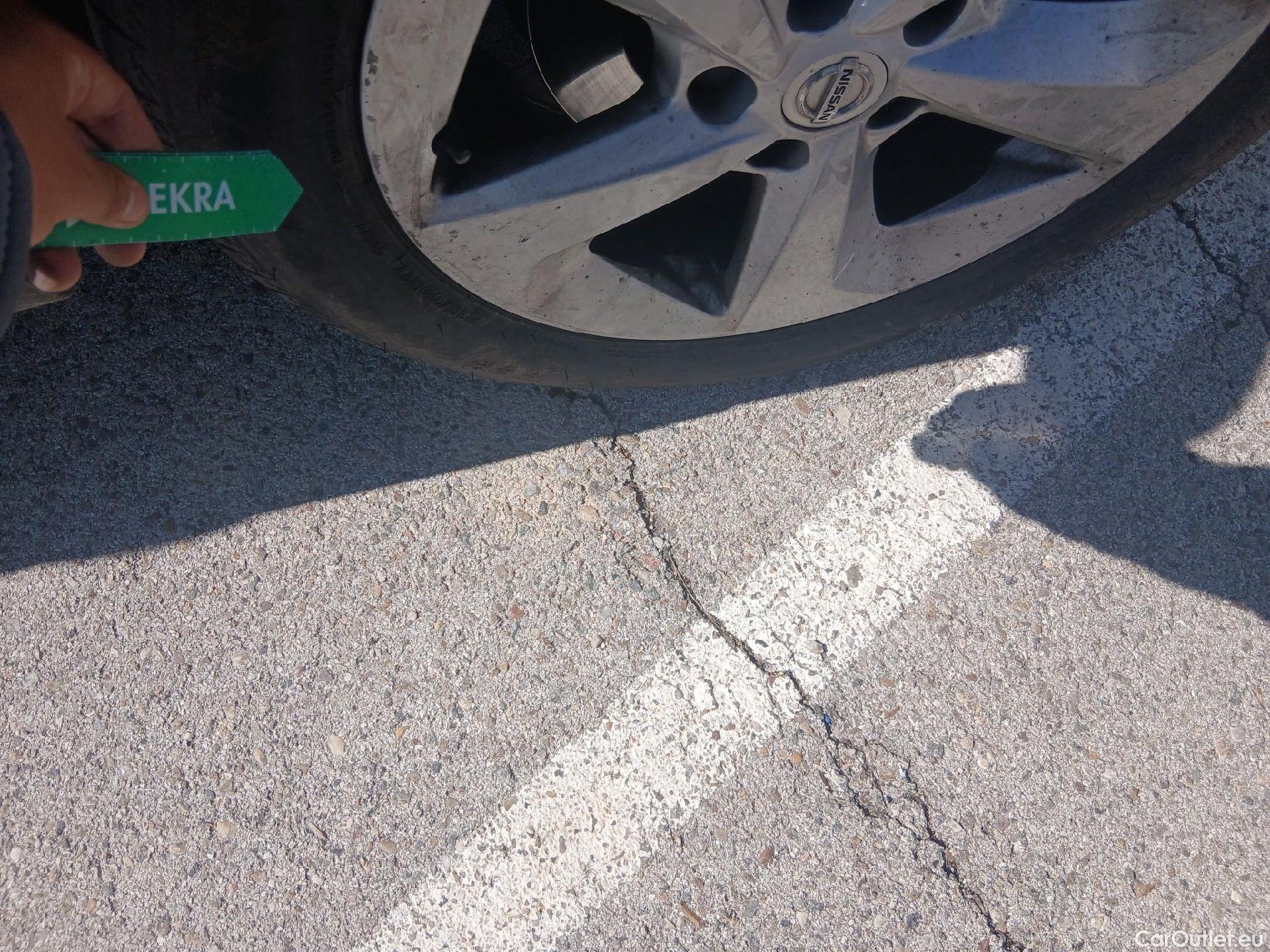  Nissan  Qashqai NISSAN  / 2017 / 5P / todoterreno DIG-T 103 kW (140 CV) E6D ACENTA (AC) #43