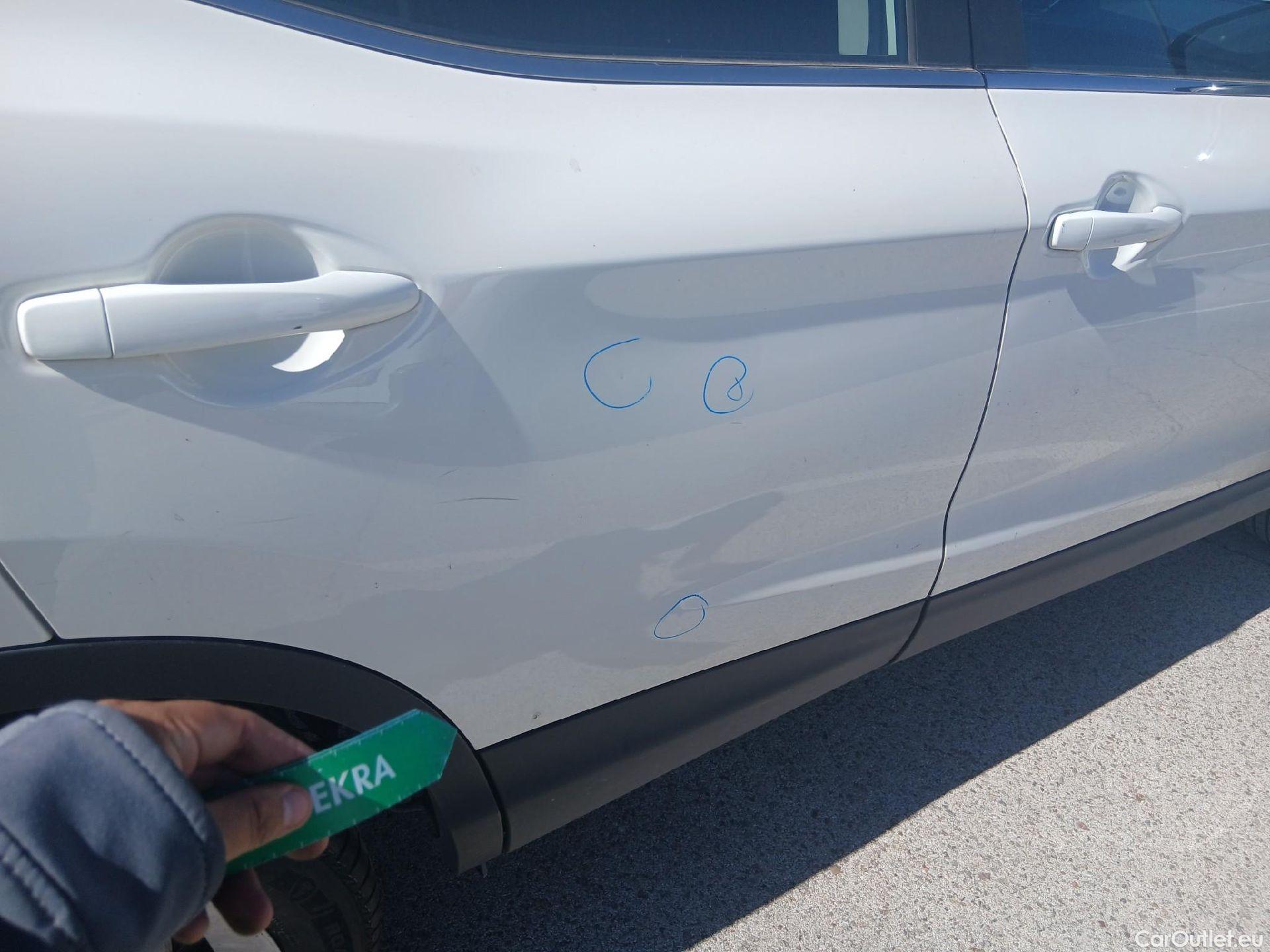  Nissan  Qashqai NISSAN  / 2017 / 5P / todoterreno DIG-T 103 kW (140 CV) E6D ACENTA (AC) #37