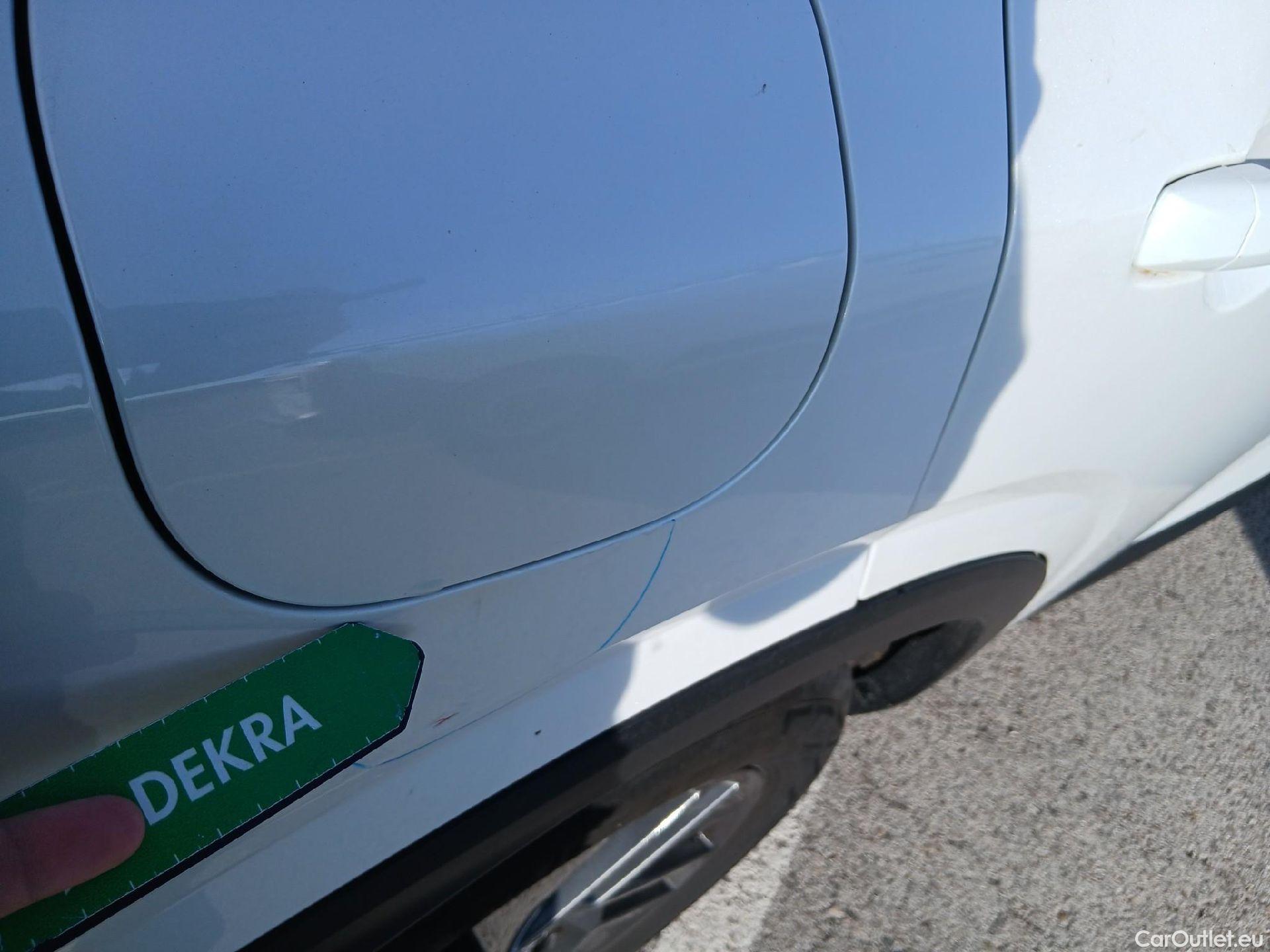  Nissan  Qashqai NISSAN  / 2024 / 5P / todoterreno DIG-T 103kW (140CV) mHEV 4x2 Acenta #9