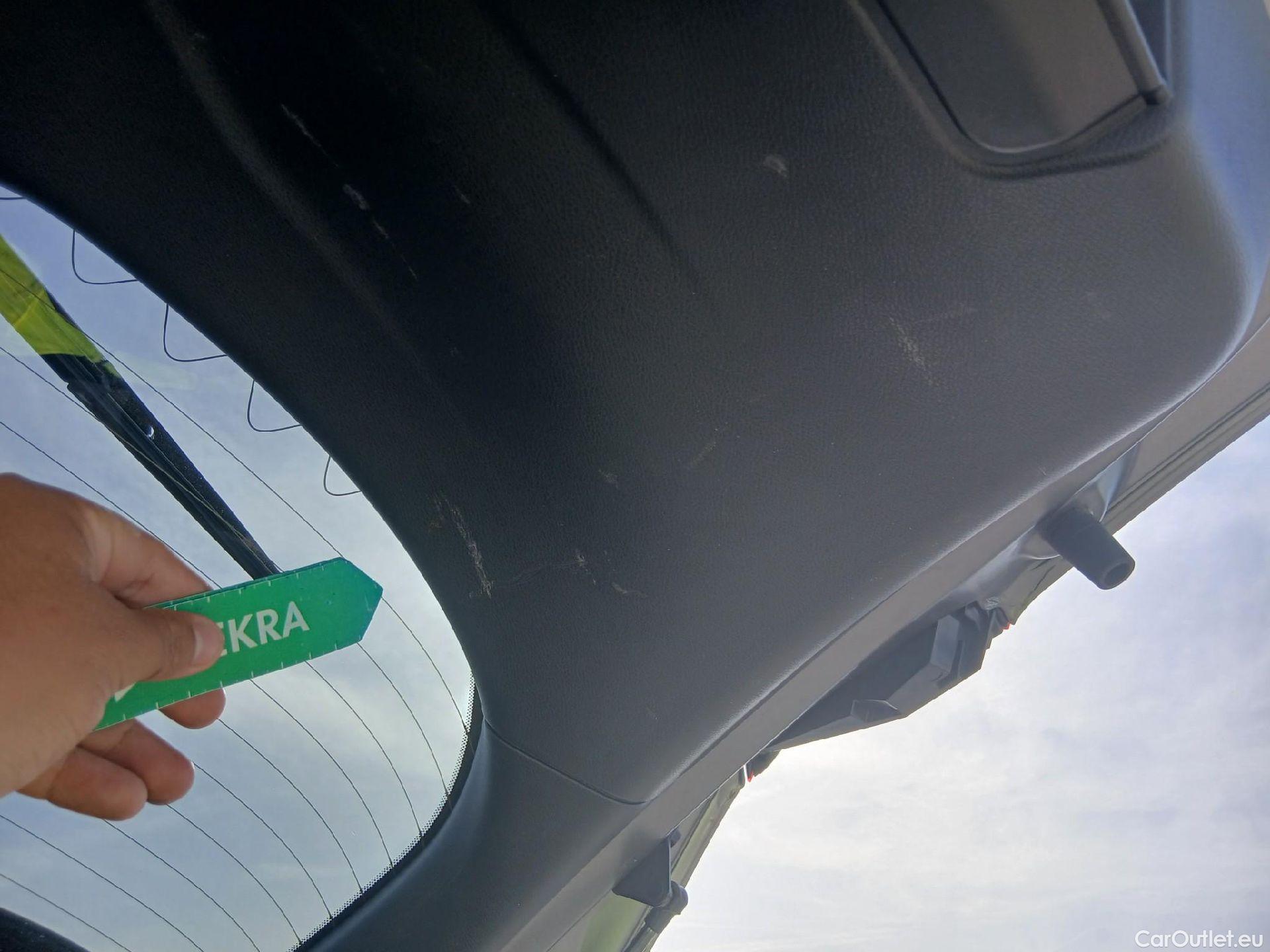  Nissan  Juke NISSAN  / 2019 / 5P / crossover DIG-T 84 kW (114 CV) DCT 7 V N-Connecta (AC2) #2