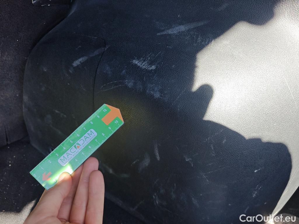  KIA  Niro KIA  / 2019 / 5P / crossover 1.6 GDi HEV 104kW (141CV) Concept #41