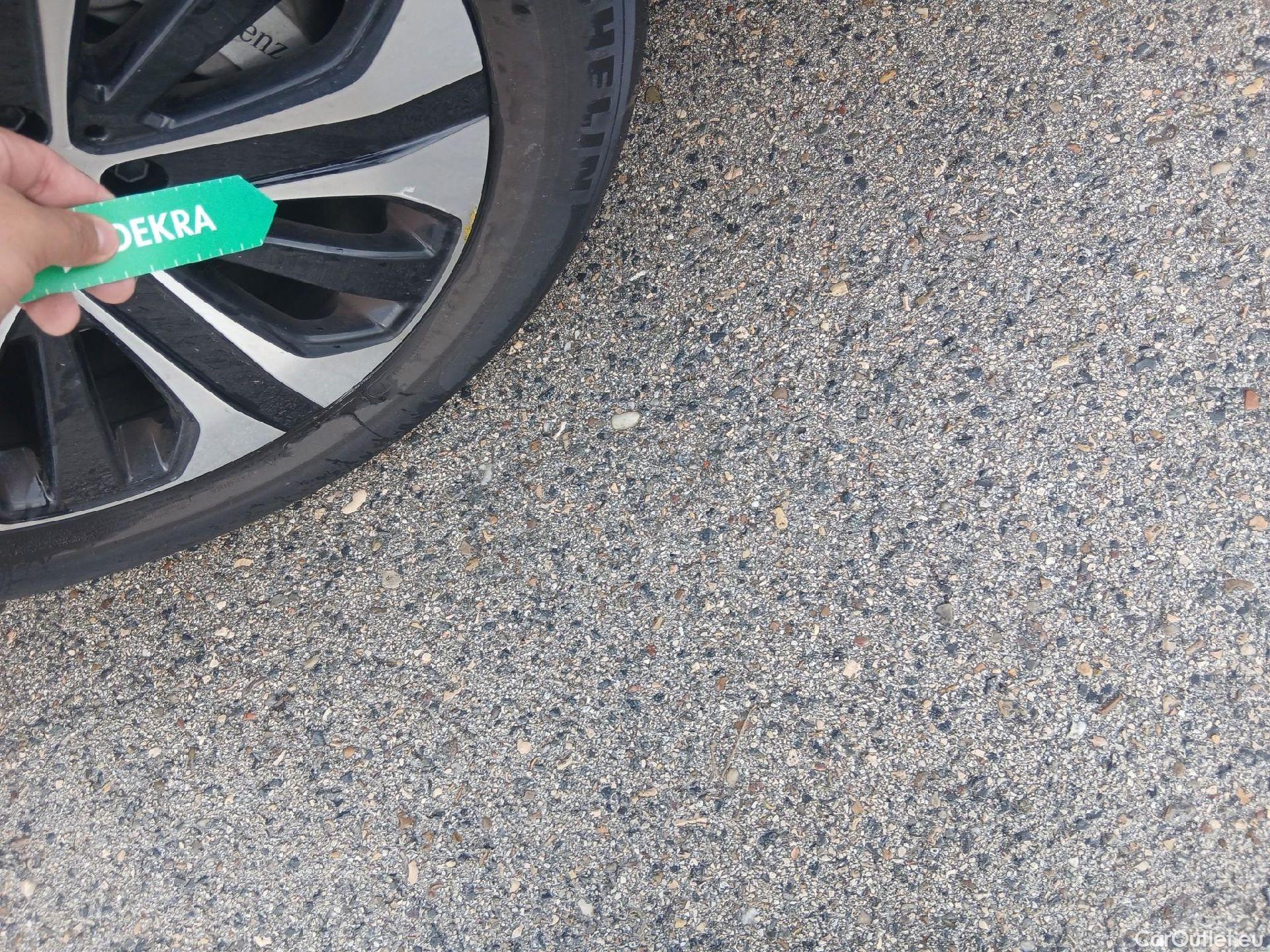  Mercedes  G-Klasee MERCEDES-BENZ Clase GLC 300 e 4MATIC 320 CV  #11