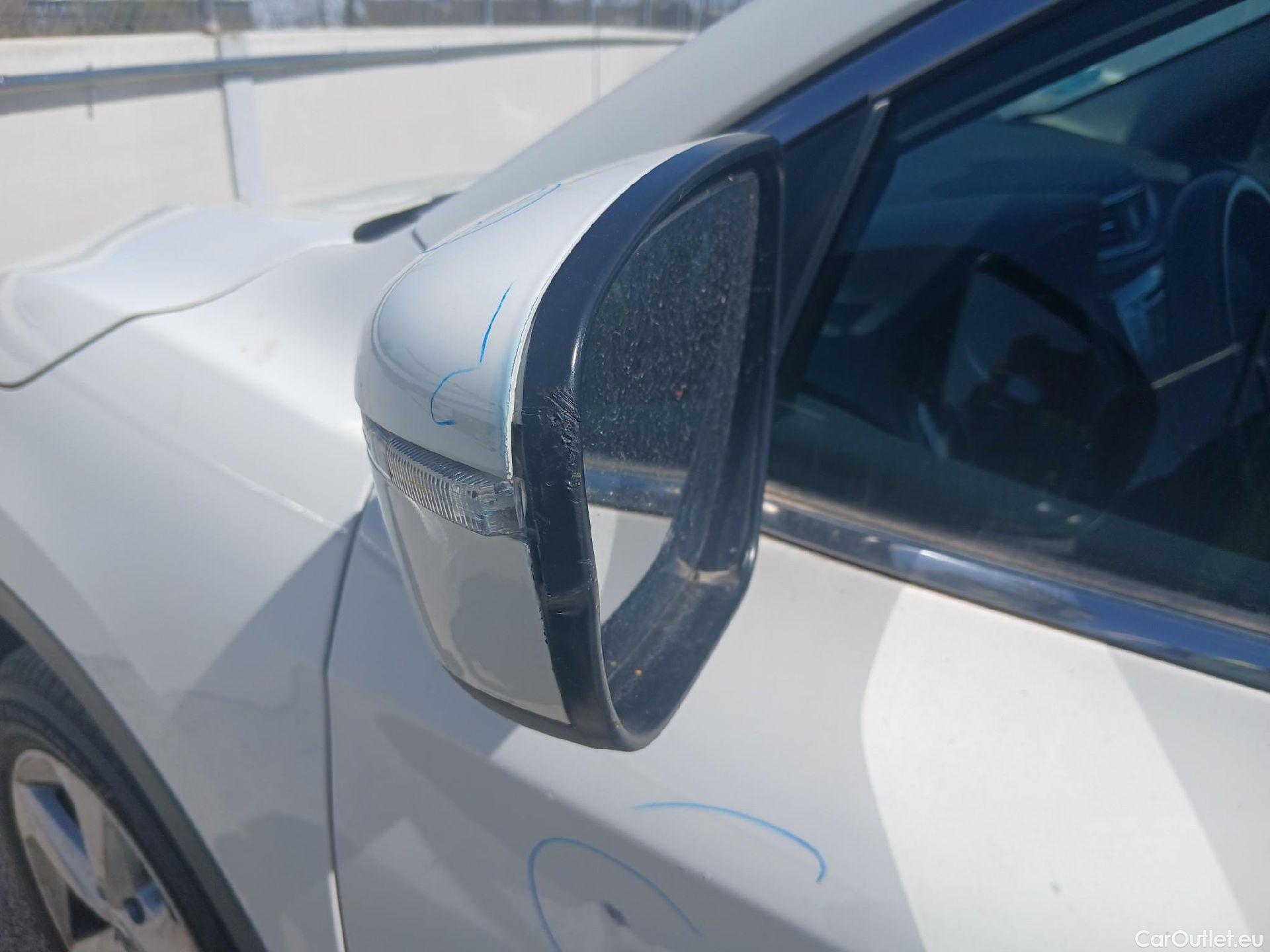  Nissan  Qashqai NISSAN  / 2017 / 5P / todoterreno DIG-T 103 kW (140 CV) E6D ACENTA (AC) #16