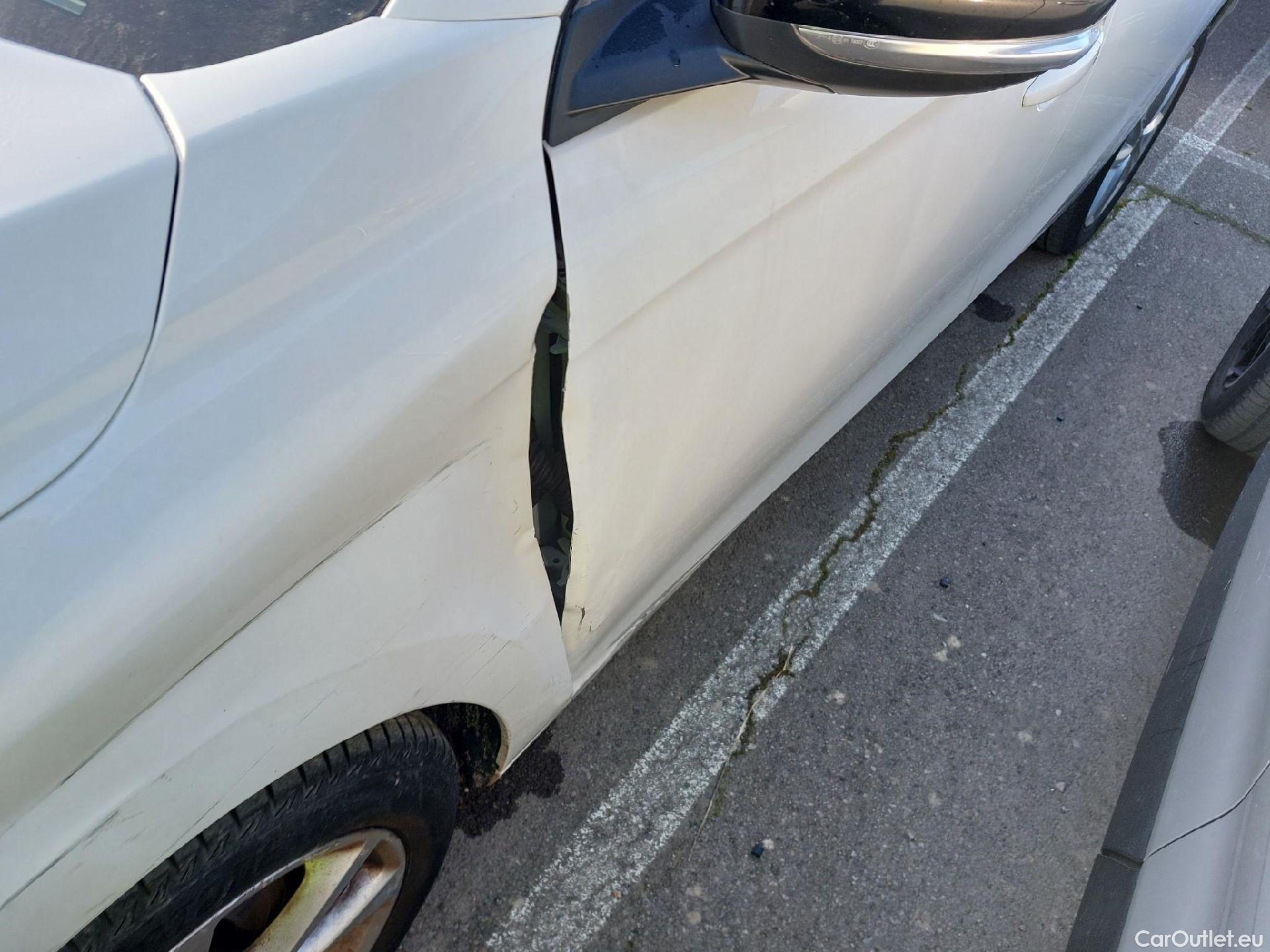  Opel  Corsa OPEL  / 2019 / 5P / berlina con portón 1.2T XHL 74kW (100CV) Edition #12