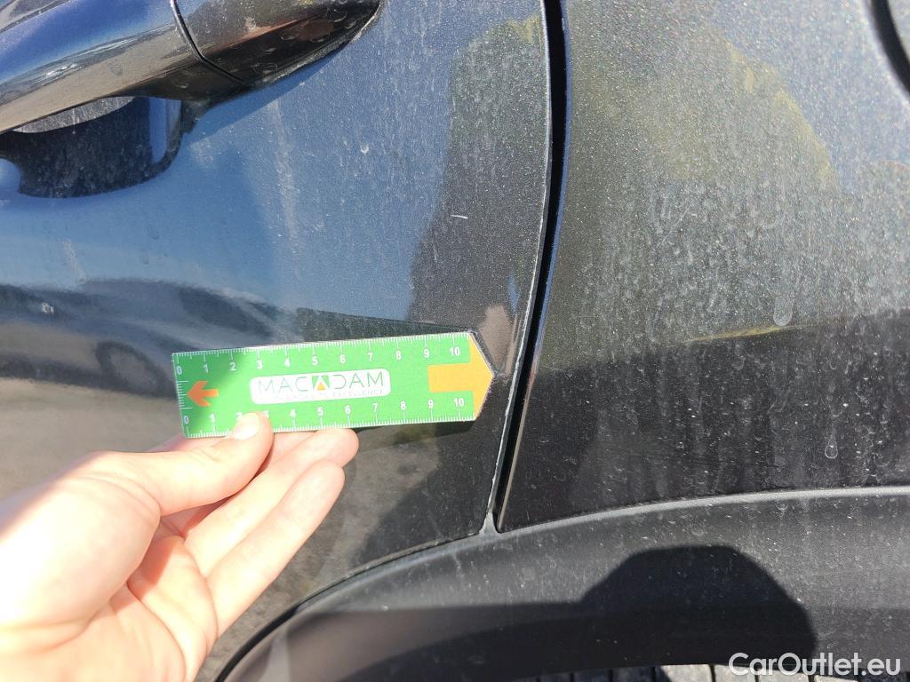  KIA  Niro KIA  / 2019 / 5P / crossover 1.6 GDi HEV 104kW (141CV) Concept #28