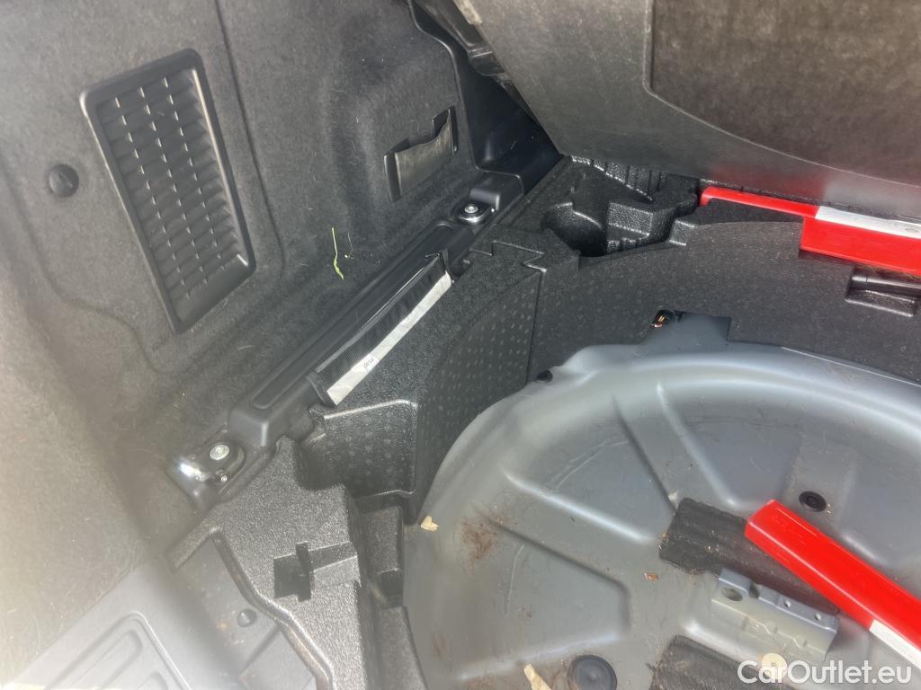  Land Rover  Discovery LAND ROVER  Sport / 2019 / 5P / todoterreno 2.0 Si4 200 PS AWD Auto MHEV S #11