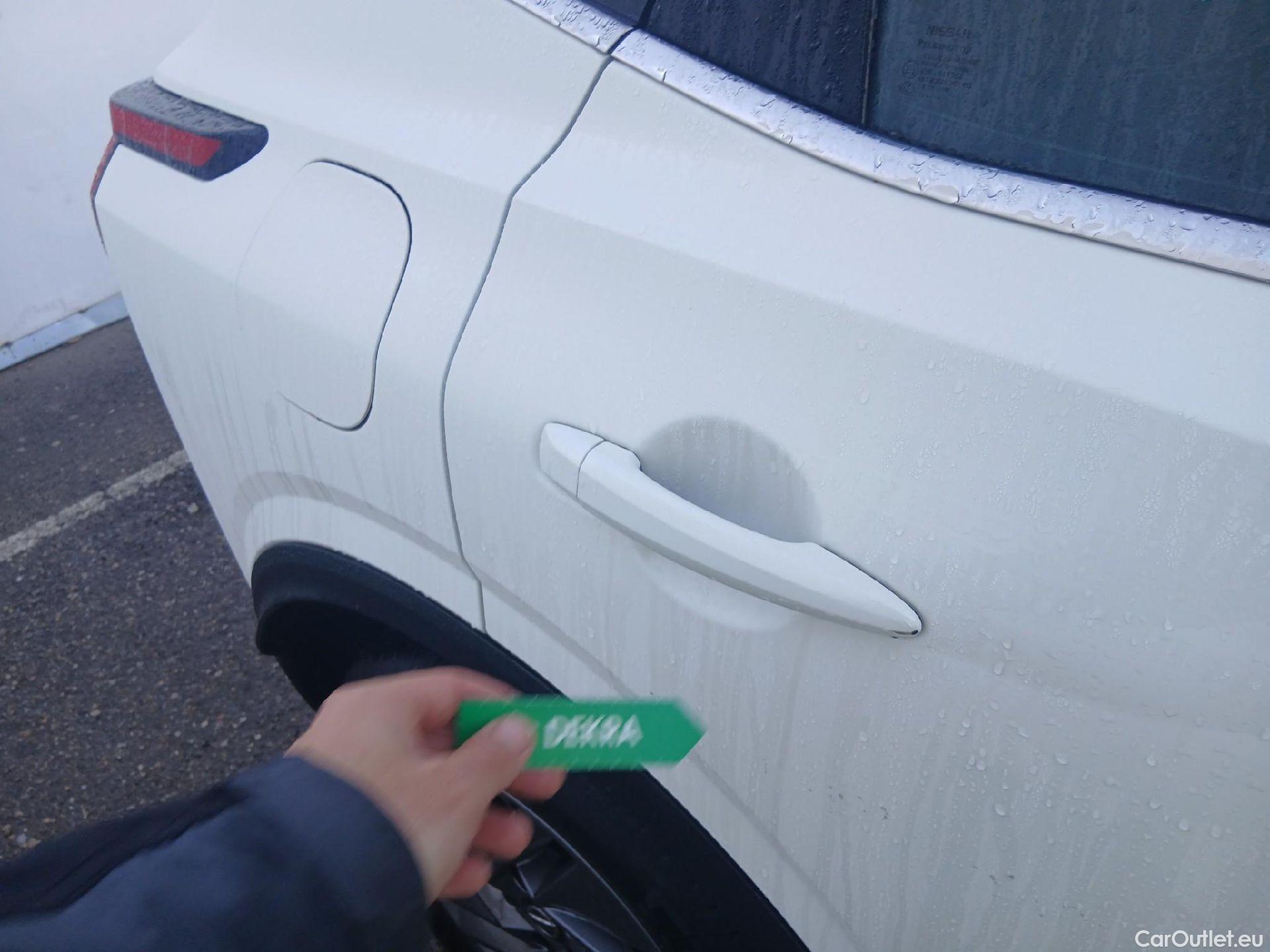  Nissan  Qashqai NISSAN  / 2021 / 5P / todoterreno DIG-T 116kW (158CV) mHEV Xtronic Acenta (AC2) #14