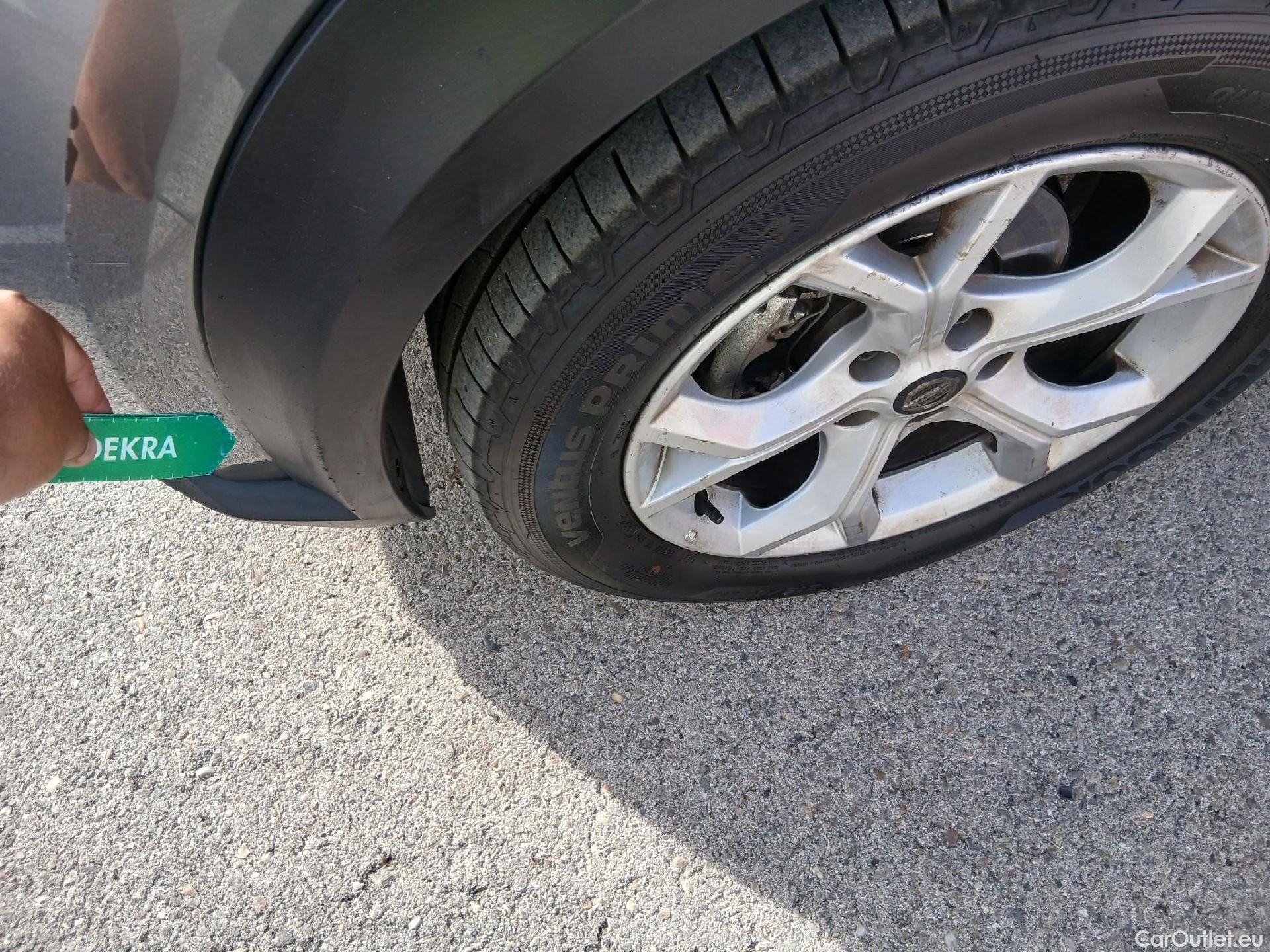  Nissan  Juke NISSAN  / 2019 / 5P / crossover DIG-T 84 kW (114 CV) DCT 7 V N-Connecta (AC2) #18