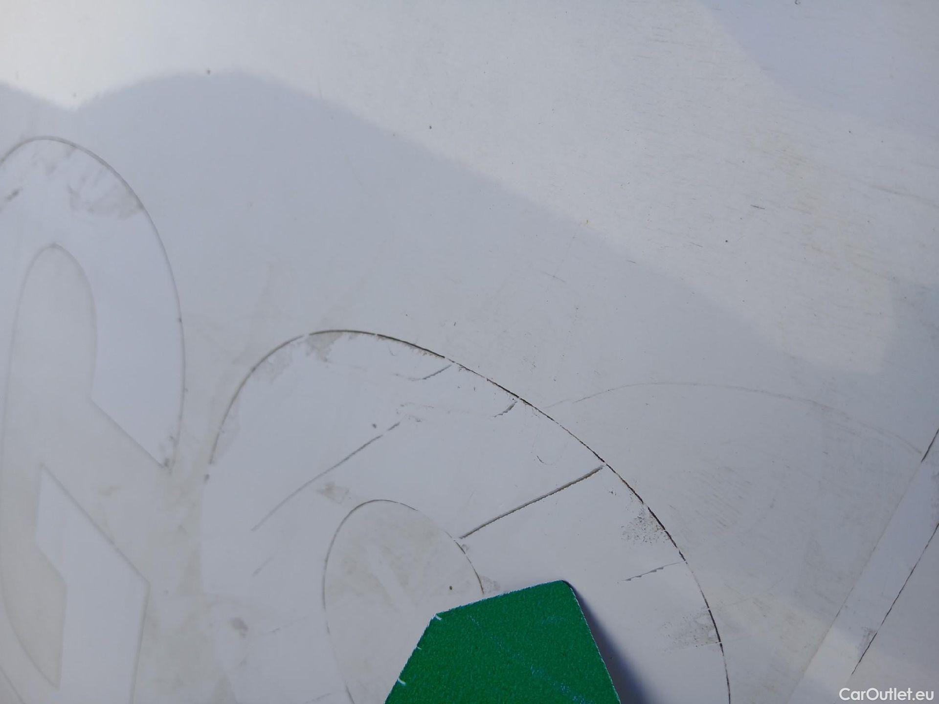  Peugeot  2008 PEUGEOT  / 2019 / 5P / todoterreno Allure BlueHDI 81kW (110CV) #11