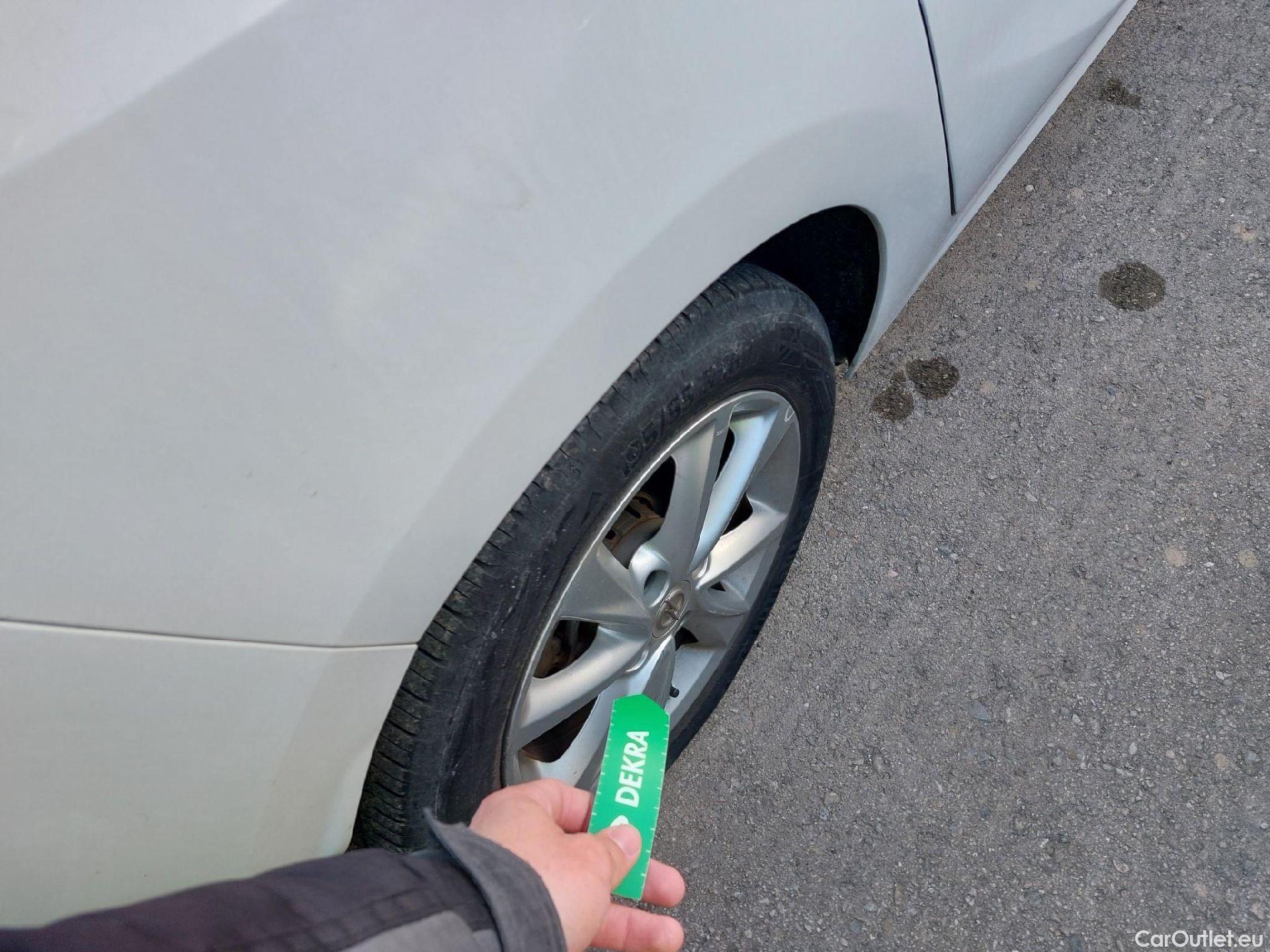  Opel  Corsa OPEL  / 2019 / 5P / berlina con portón 1.2T XHL 74kW (100CV) Edition #22