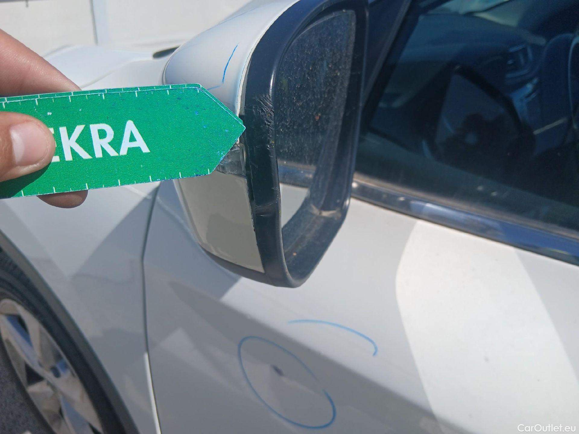  Nissan  Qashqai NISSAN  / 2017 / 5P / todoterreno DIG-T 103 kW (140 CV) E6D ACENTA (AC) #17