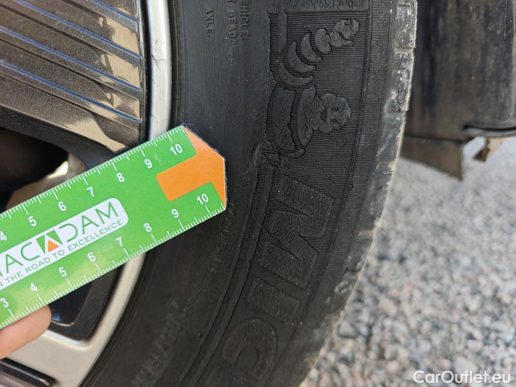  KIA  Niro KIA  / 2019 / 5P / crossover 1.6 GDi HEV 104kW (141CV) Concept #39