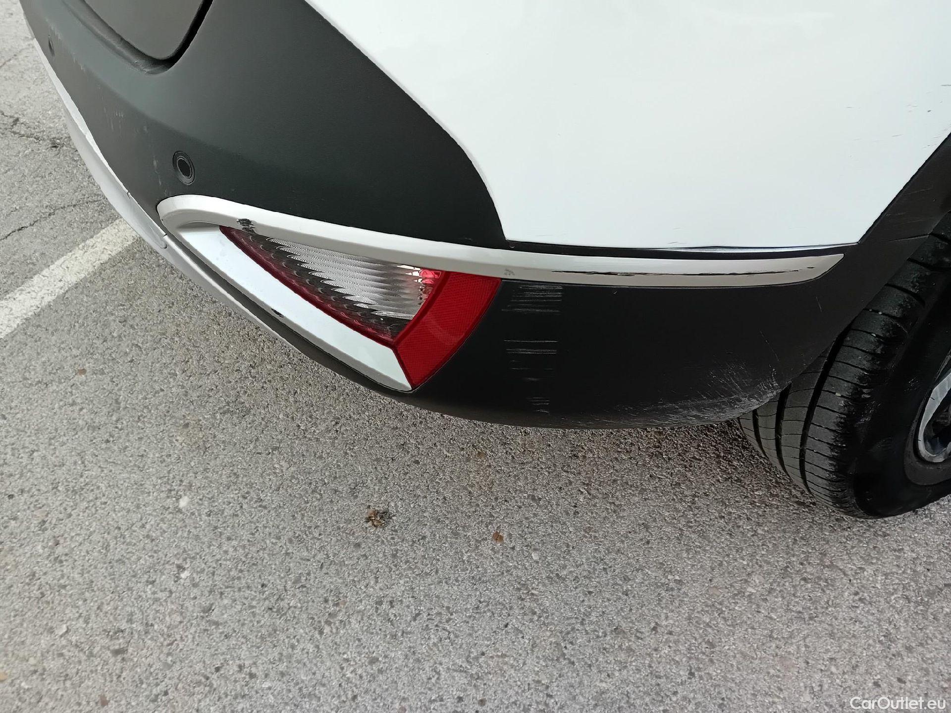  KIA  Sportage KIA  / 2022 / 5P / todoterreno 1.6 T-GDi MHEV 110kW (150CV) Drive 4x2 #8