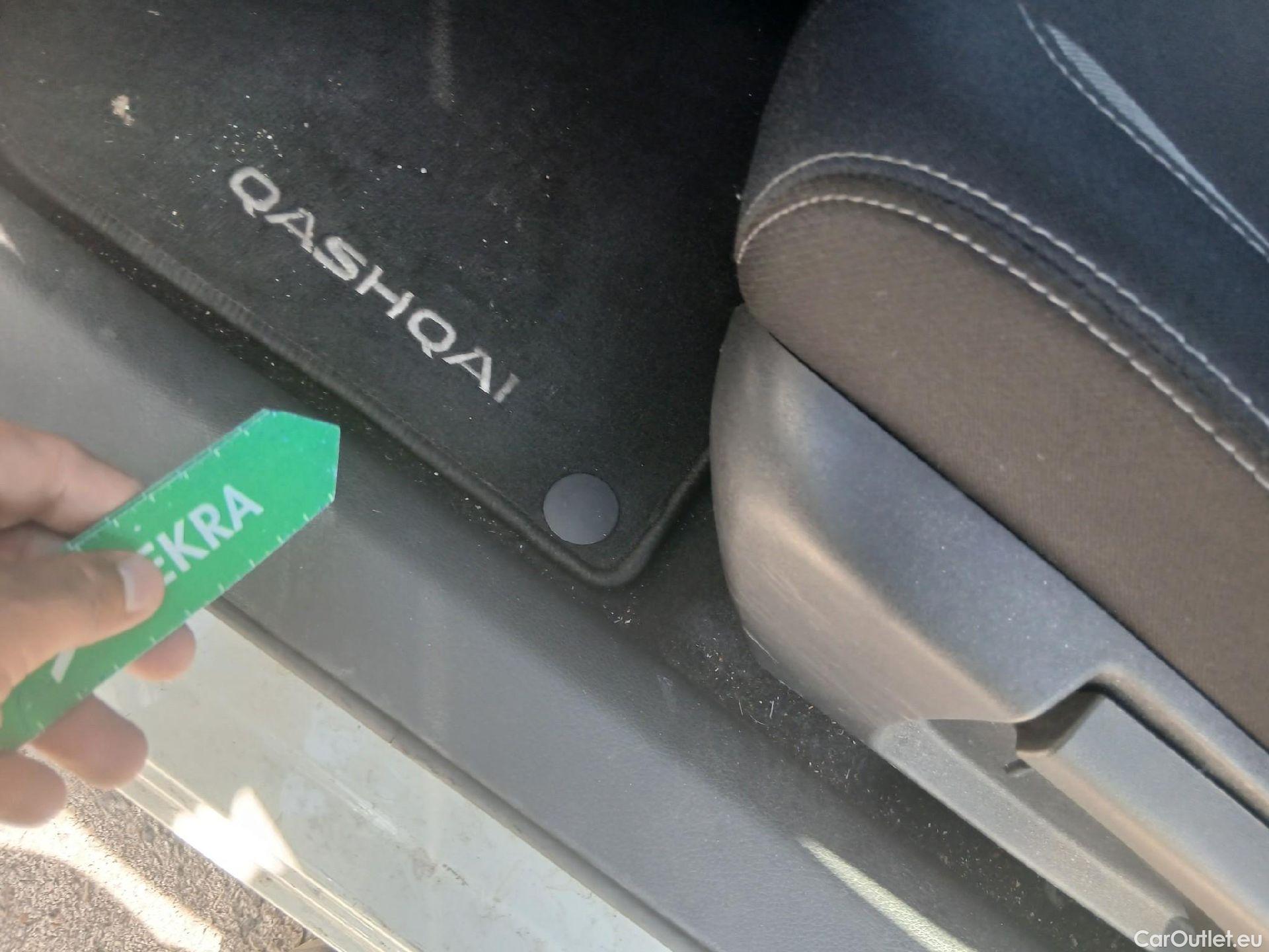  Nissan  Qashqai NISSAN  / 2017 / 5P / todoterreno DIG-T 103 kW (140 CV) E6D ACENTA (AC) #2