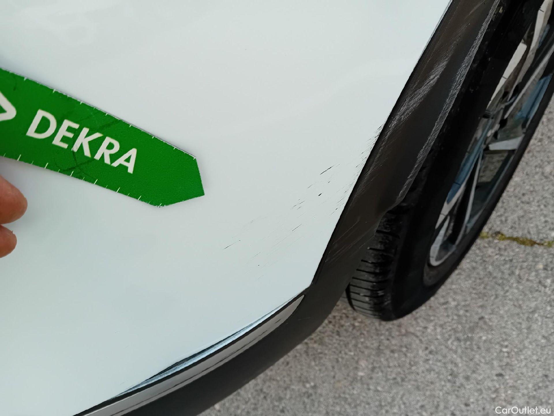  KIA  Sportage KIA  / 2022 / 5P / todoterreno 1.6 T-GDi MHEV 110kW (150CV) Drive 4x2 #3