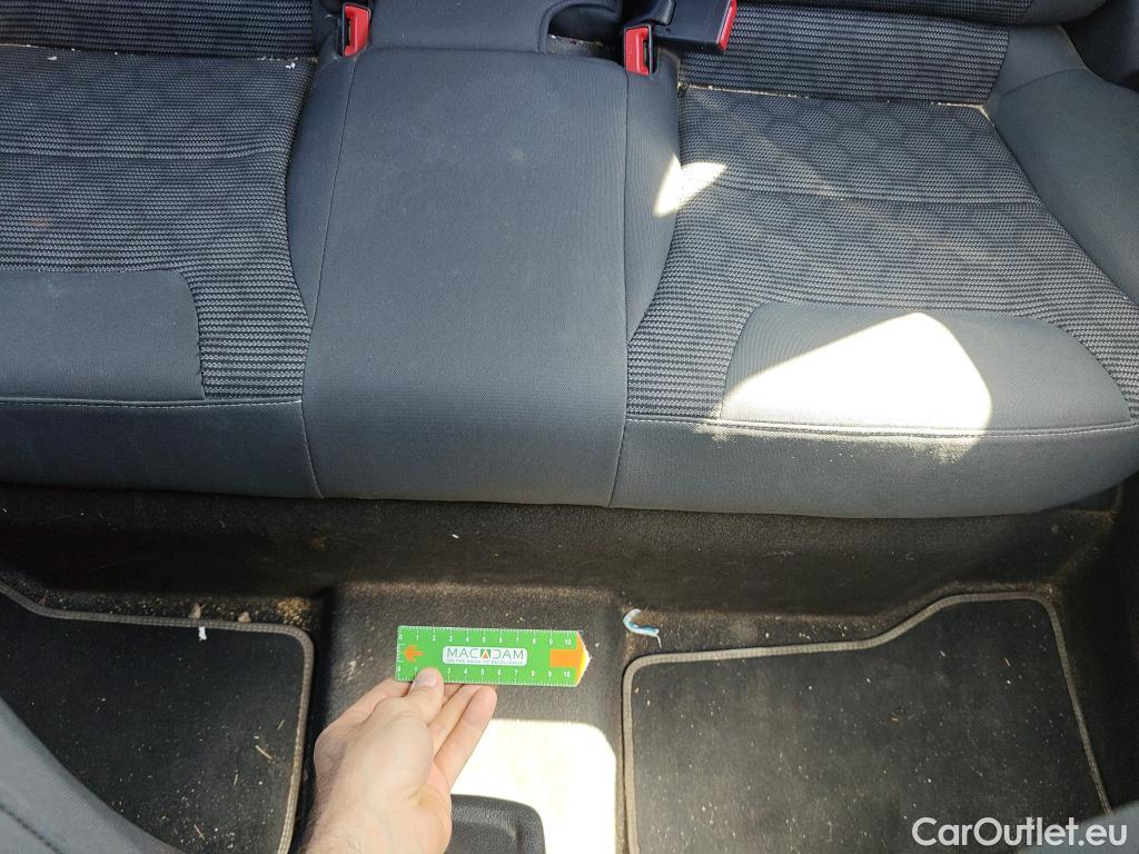  KIA  Niro KIA  / 2019 / 5P / crossover 1.6 GDi HEV 104kW (141CV) Concept #69