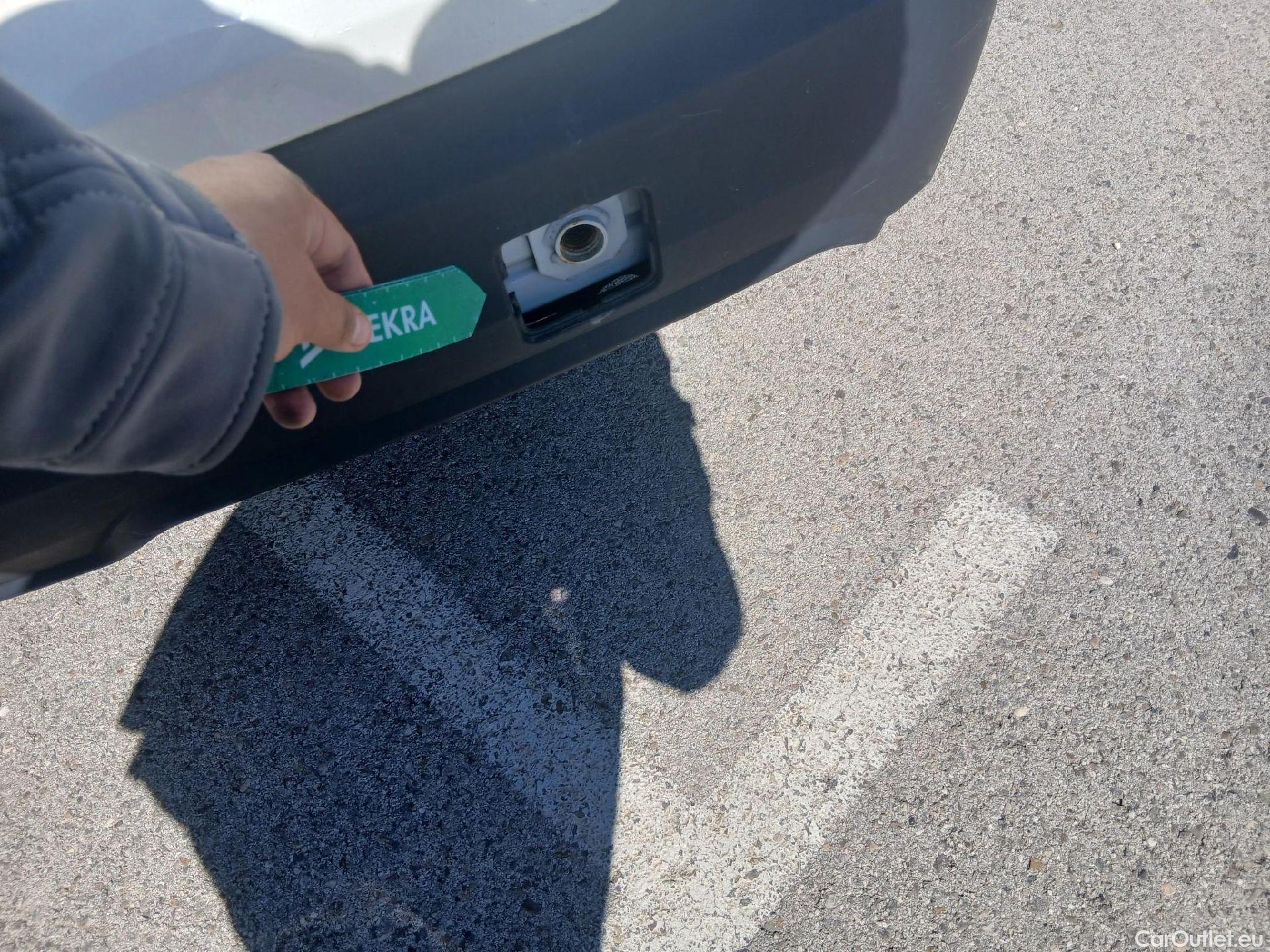  Nissan  Qashqai NISSAN  / 2017 / 5P / todoterreno DIG-T 103 kW (140 CV) E6D ACENTA (AC) #31