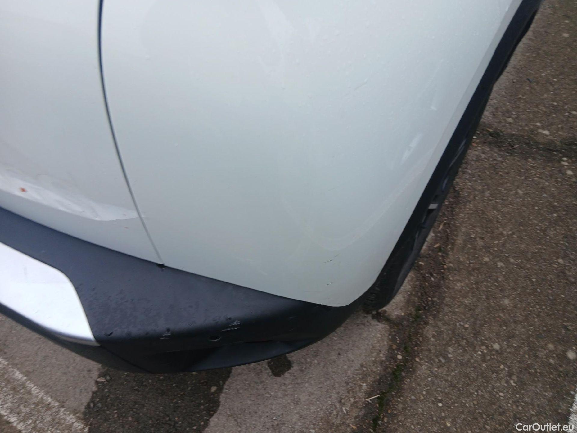  Peugeot  2008 PEUGEOT  / 2019 / 5P / todoterreno Allure BlueHDI 81kW (110CV) #20