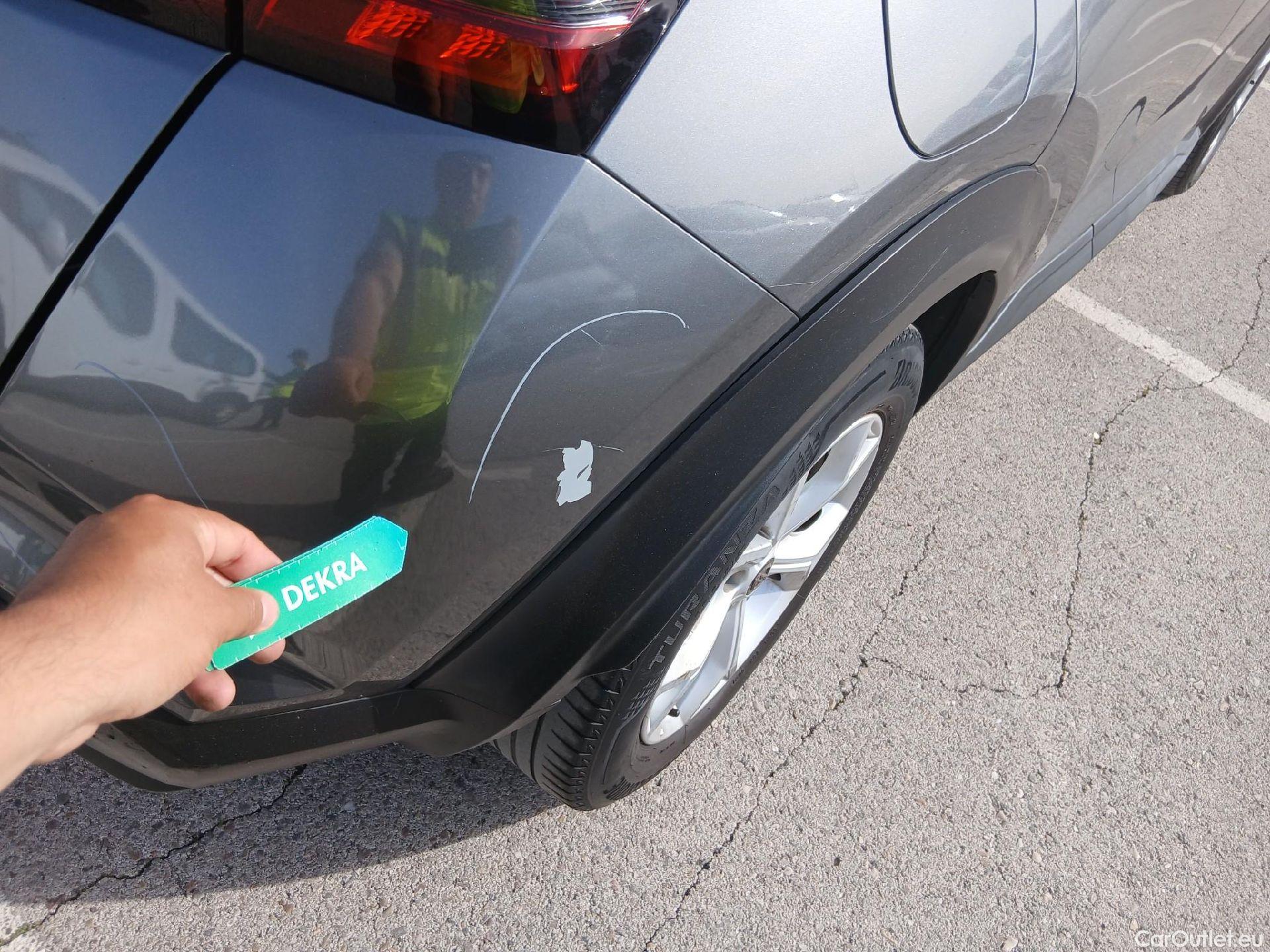  Nissan  Juke NISSAN  / 2019 / 5P / crossover DIG-T 84 kW (114 CV) DCT 7 V N-Connecta (AC2) #30