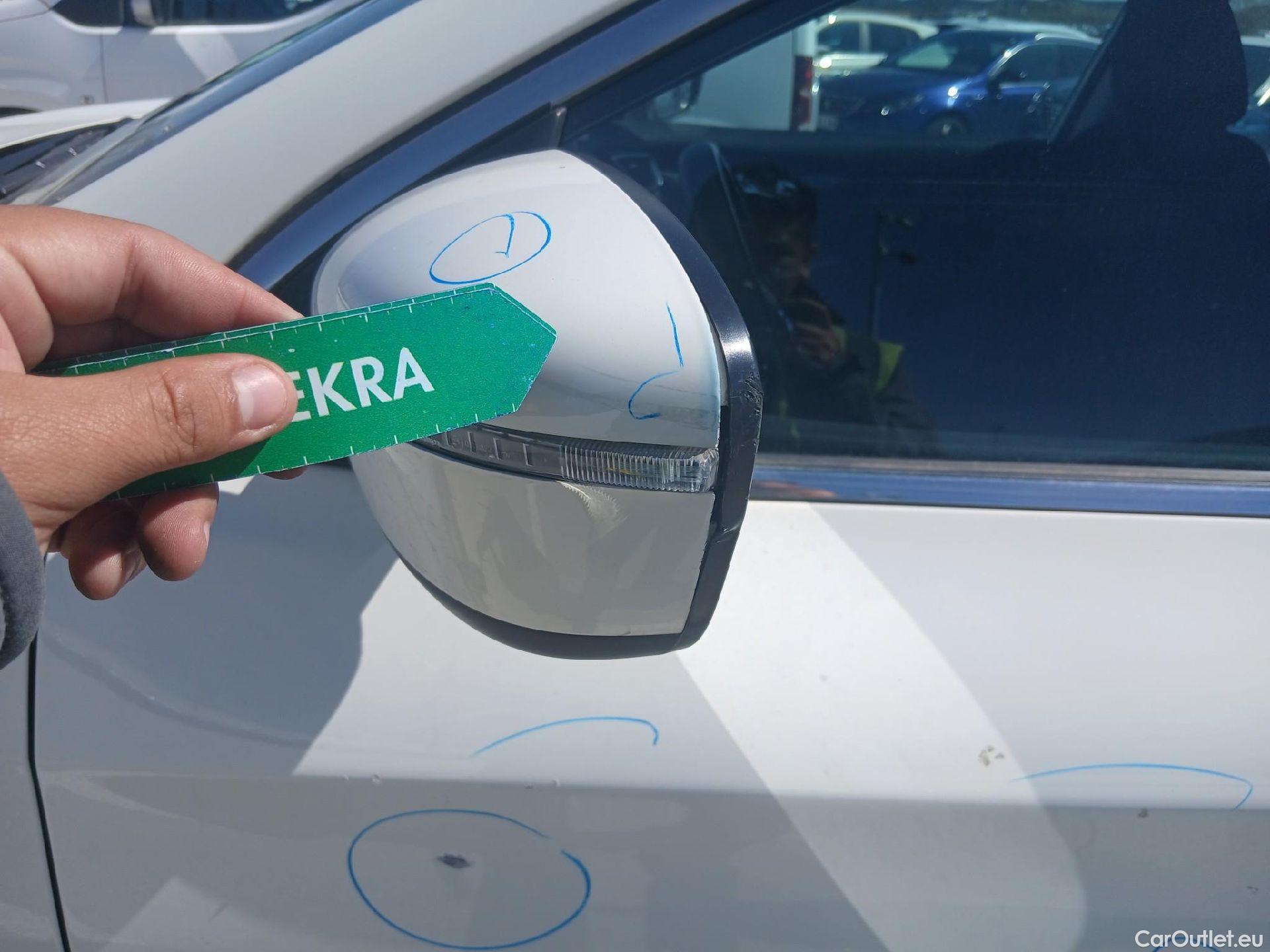  Nissan  Qashqai NISSAN  / 2017 / 5P / todoterreno DIG-T 103 kW (140 CV) E6D ACENTA (AC) #13