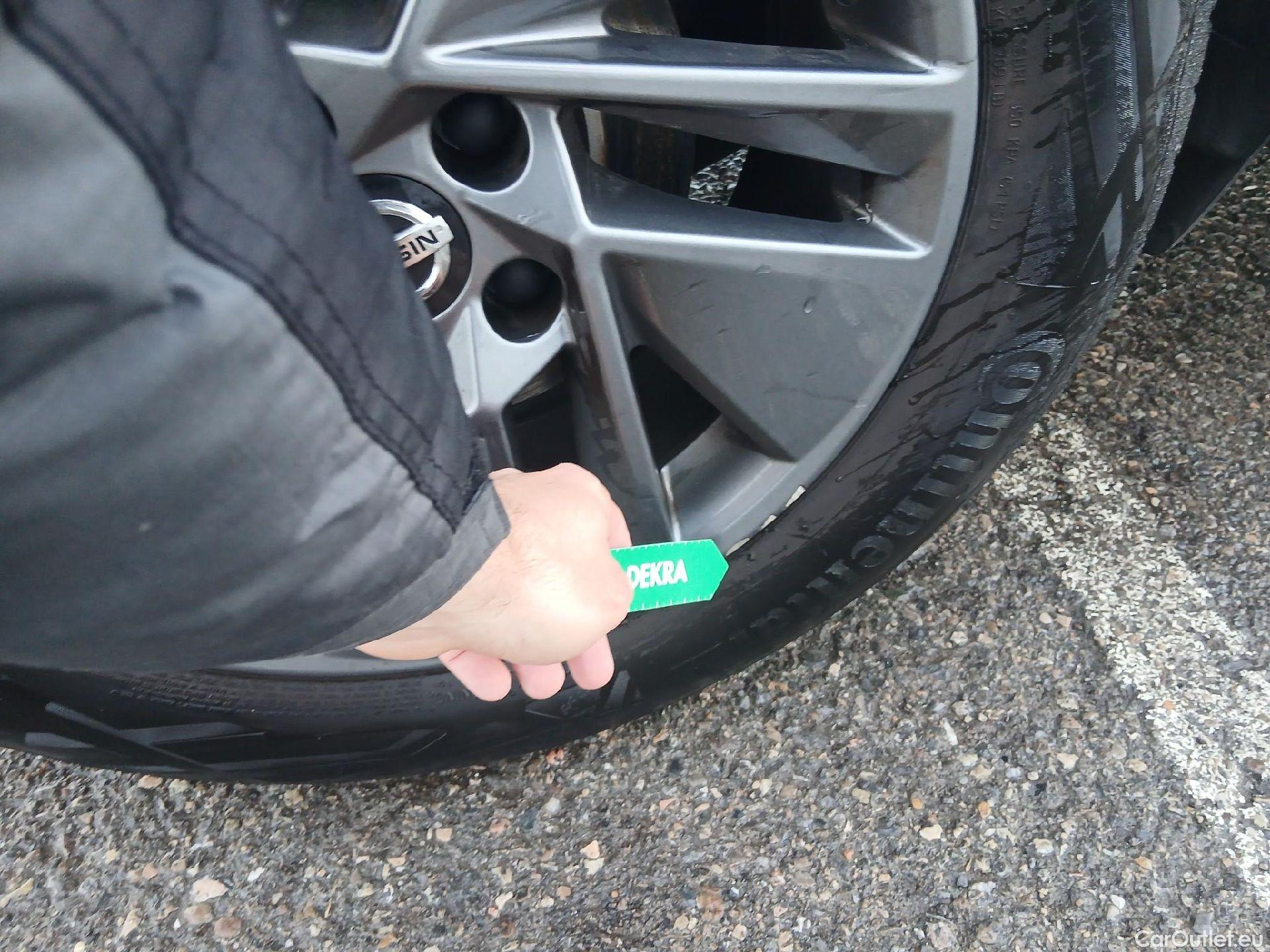  Nissan  Qashqai NISSAN  / 2021 / 5P / todoterreno DIG-T 116kW (158CV) mHEV Xtronic Acenta (AC2) #9