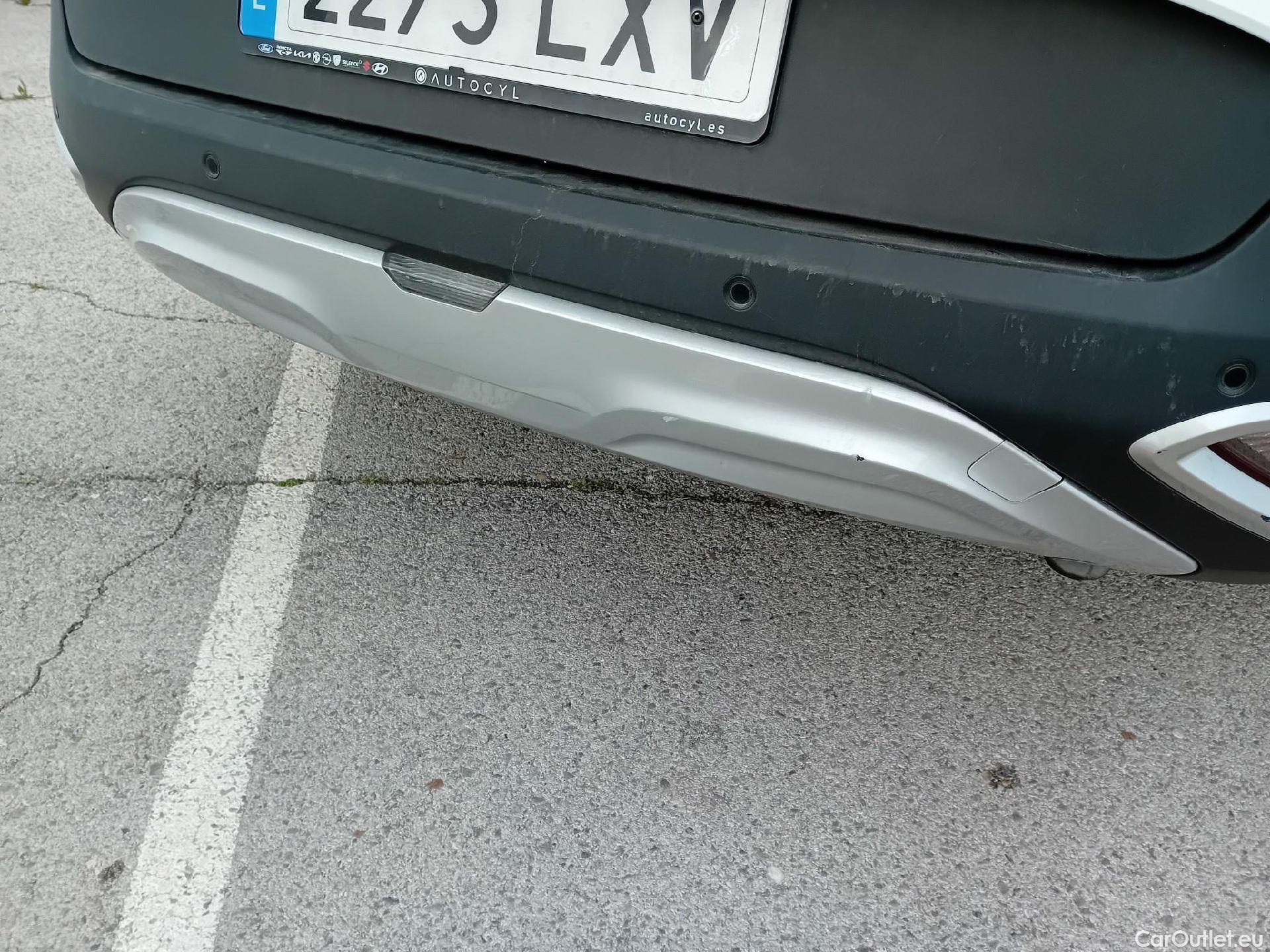  KIA  Sportage KIA  / 2022 / 5P / todoterreno 1.6 T-GDi MHEV 110kW (150CV) Drive 4x2 #11