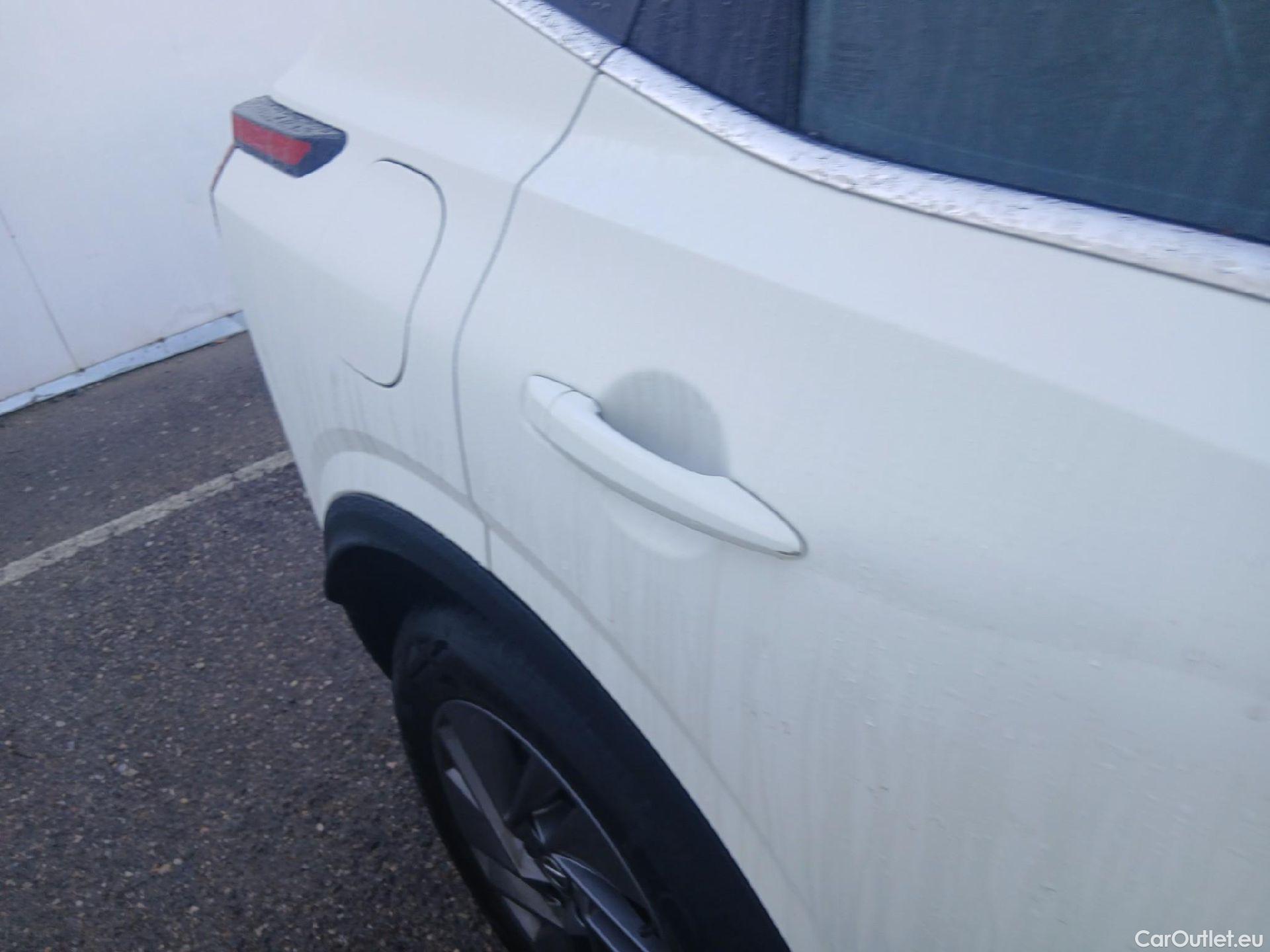  Nissan  Qashqai NISSAN  / 2021 / 5P / todoterreno DIG-T 116kW (158CV) mHEV Xtronic Acenta (AC2) #13