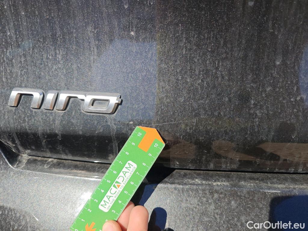  KIA  Niro KIA  / 2019 / 5P / crossover 1.6 GDi HEV 104kW (141CV) Concept #9