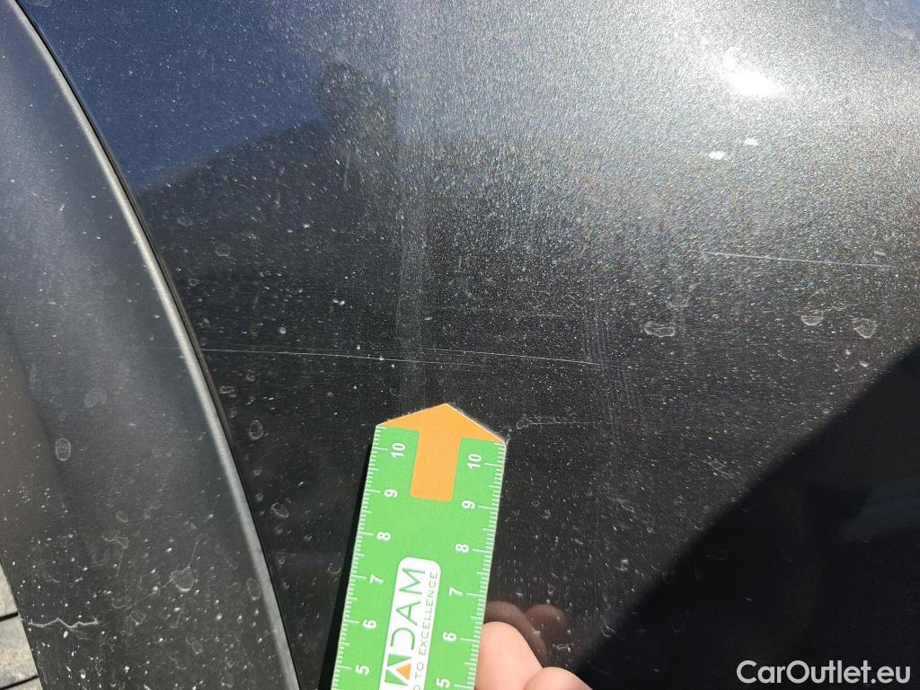  KIA  Niro KIA  / 2019 / 5P / crossover 1.6 GDi HEV 104kW (141CV) Concept #53