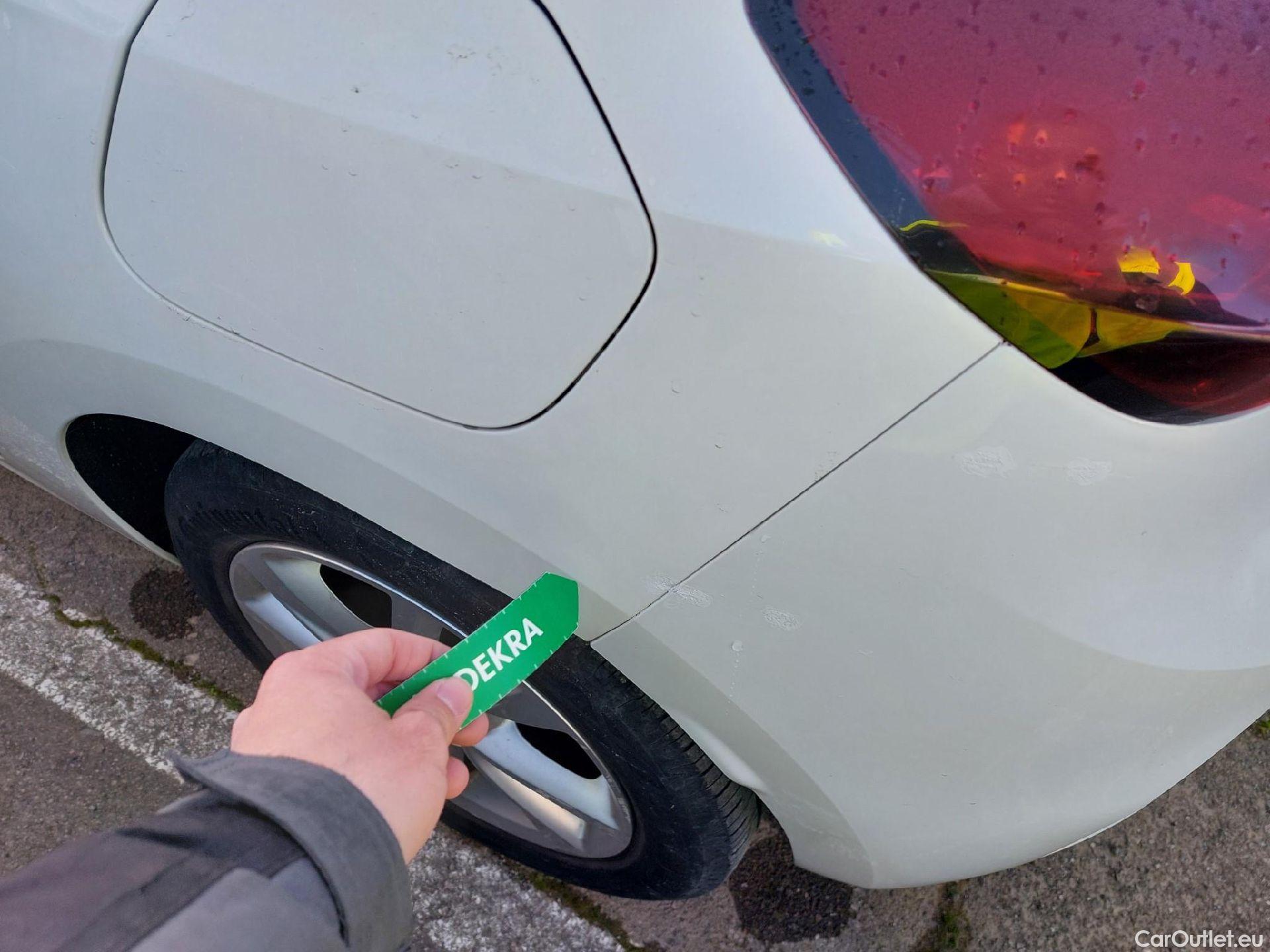  Opel  Corsa OPEL  / 2019 / 5P / berlina con portón 1.2T XHL 74kW (100CV) Edition #18