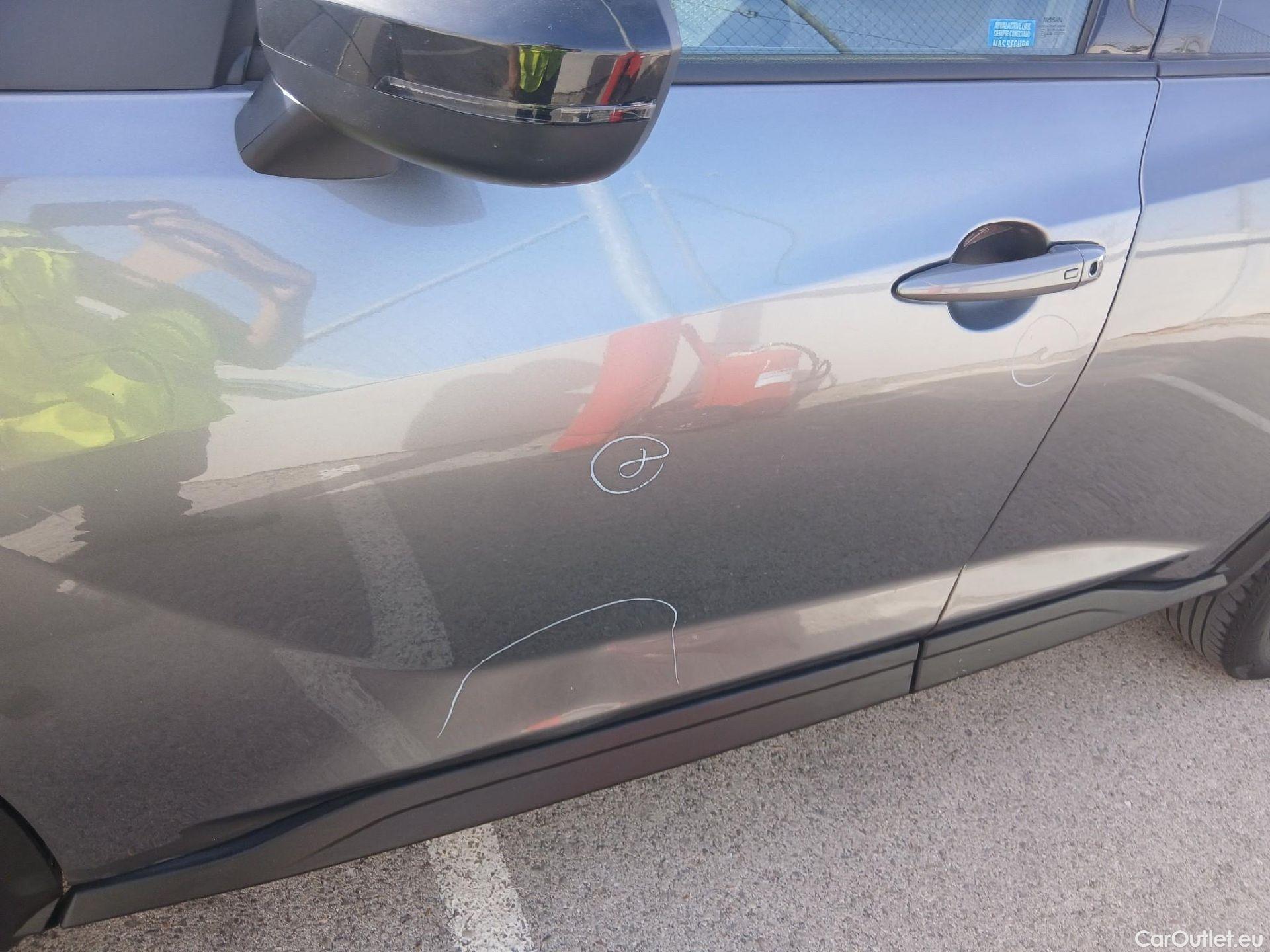  Nissan  Juke NISSAN  / 2019 / 5P / crossover DIG-T 84 kW (114 CV) DCT 7 V N-Connecta (AC2) #20