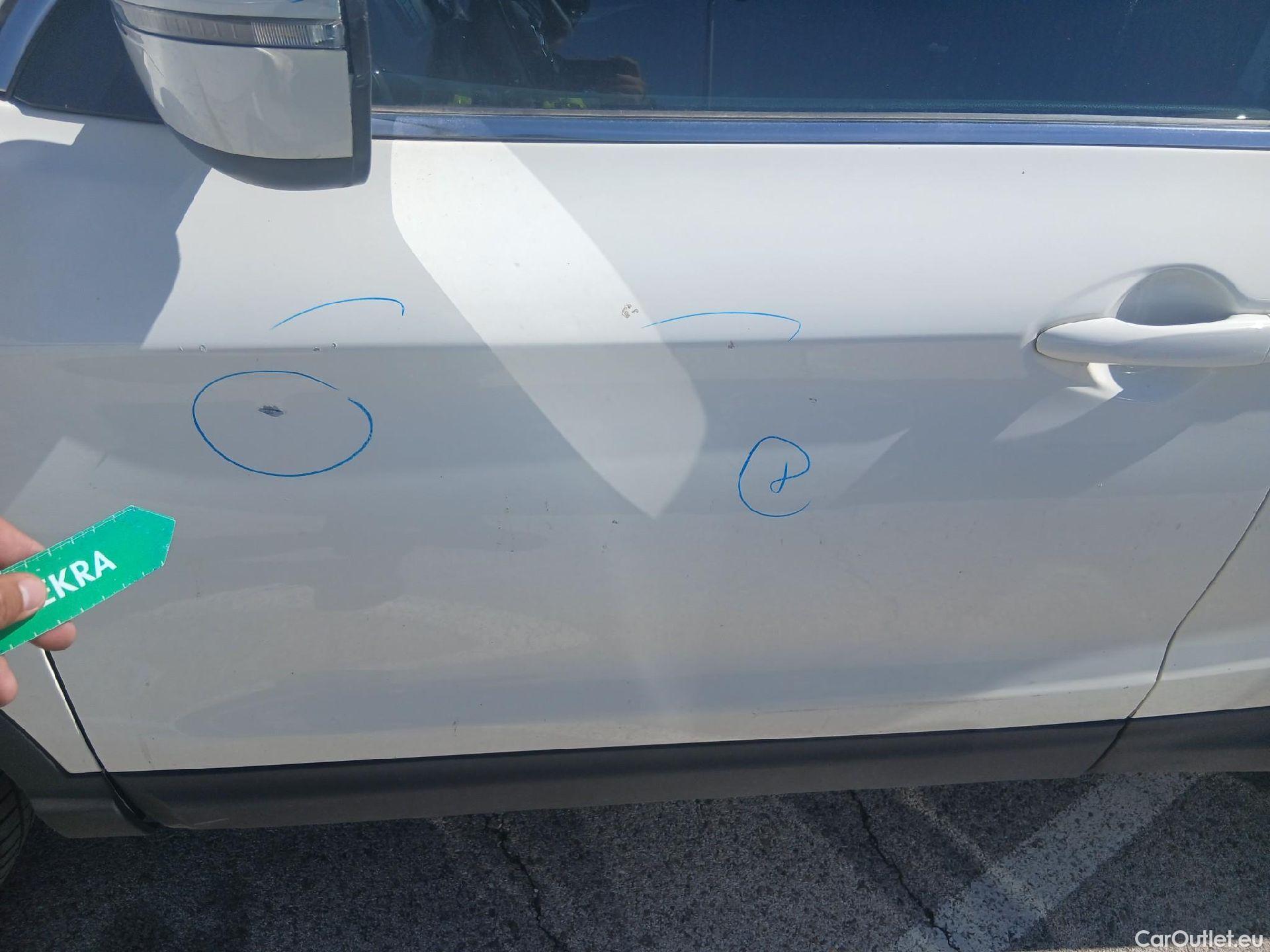  Nissan  Qashqai NISSAN  / 2017 / 5P / todoterreno DIG-T 103 kW (140 CV) E6D ACENTA (AC) #19