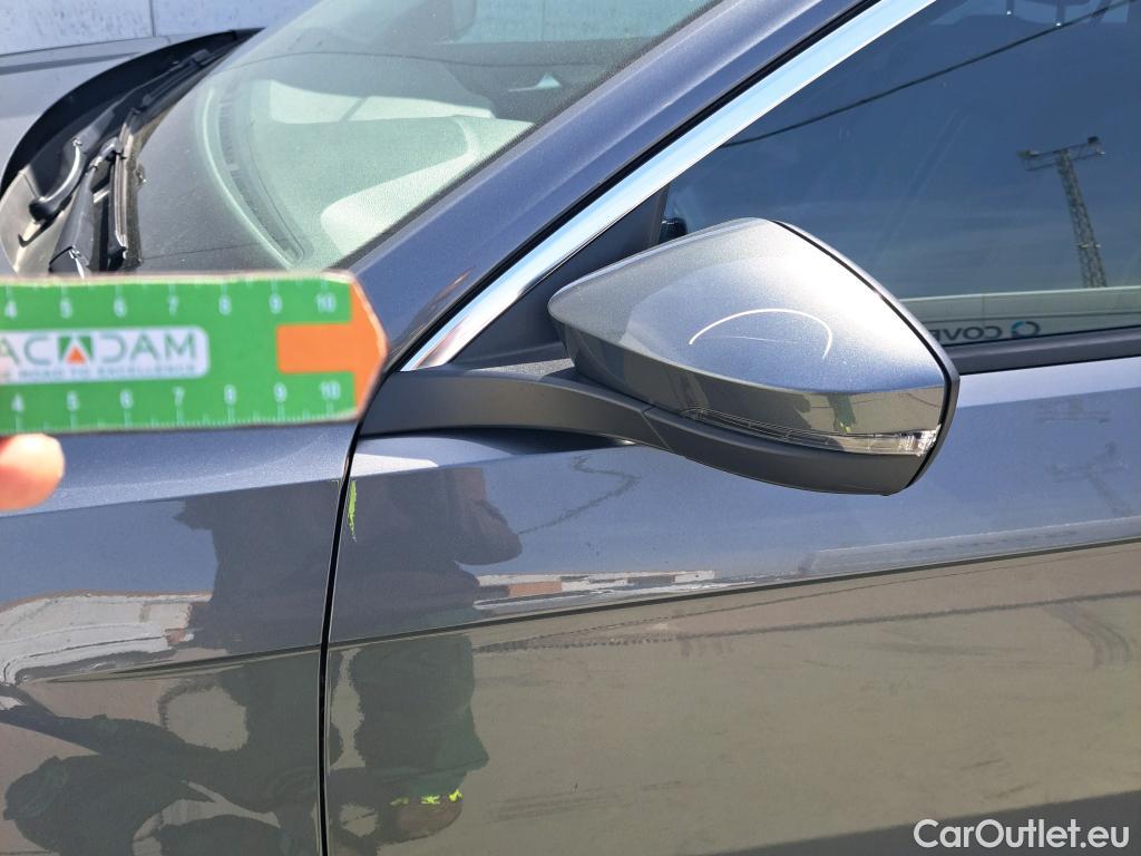  Volkswagen  T-ROC VOLKSWAGEN  / 2017 / 5P / todoterreno Advance 2.0 TDI 85kW (115CV) #46