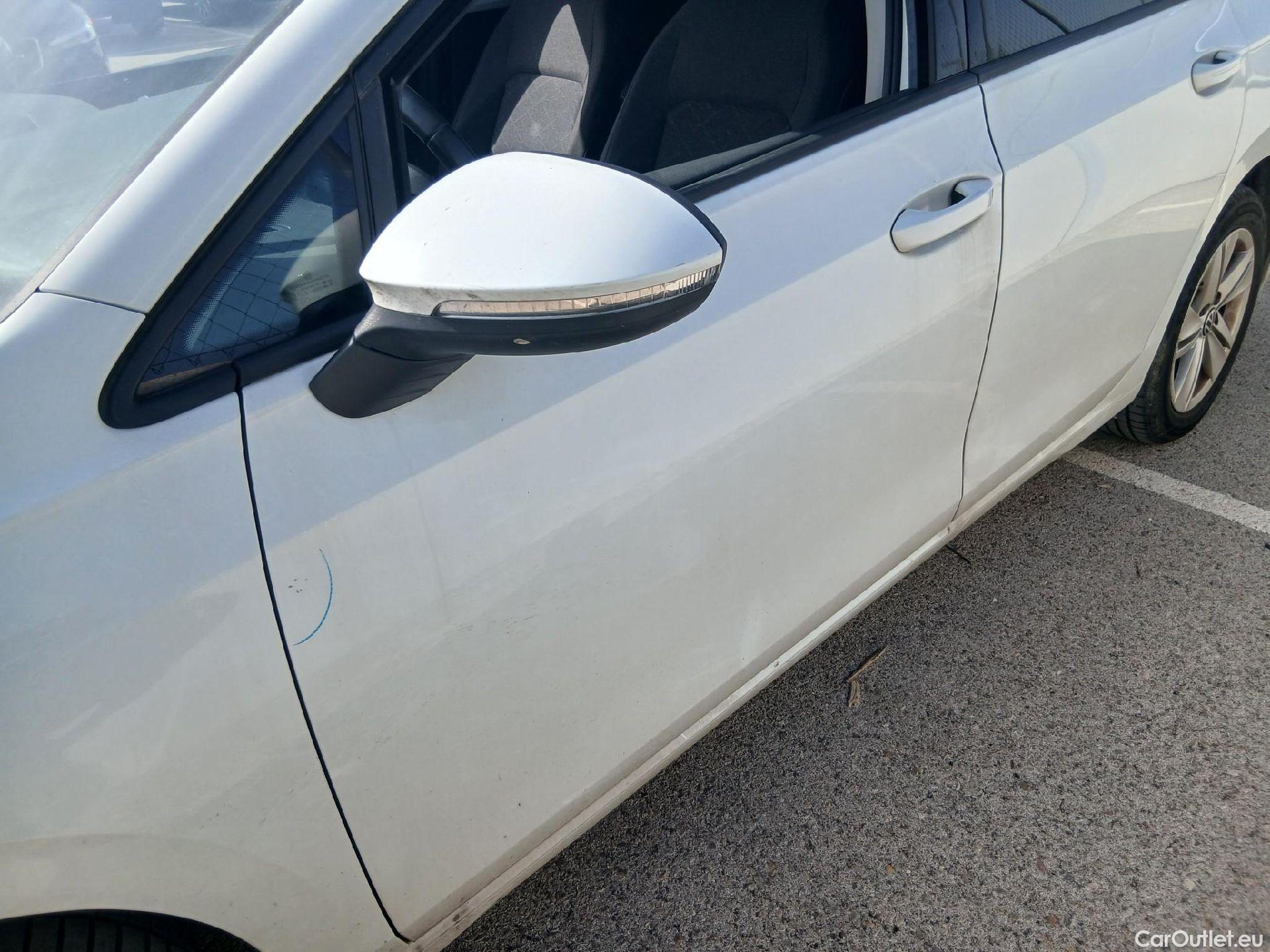  Volkswagen  Golf  VOLKSWAGEN / 2020 / 5P / familiar 2.0 TDI 85kW (115CV) DSG Variant #8