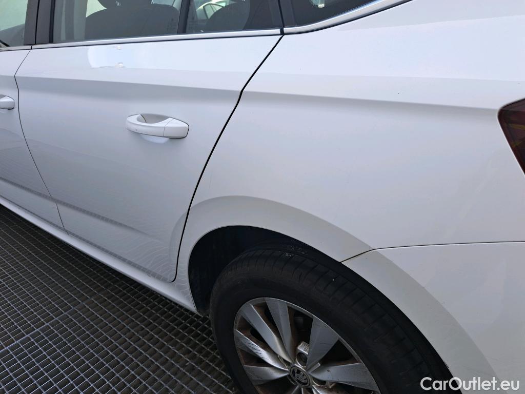  Skoda  KAMIQ SKODA  1.0 TSI 81kW (110CV) DSG Ambition (CX) #17